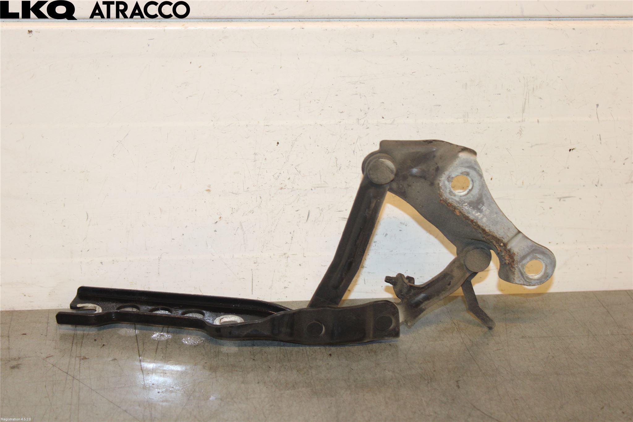 Skoda SUPERB 09-15 Panser Hengsel - Hengsler