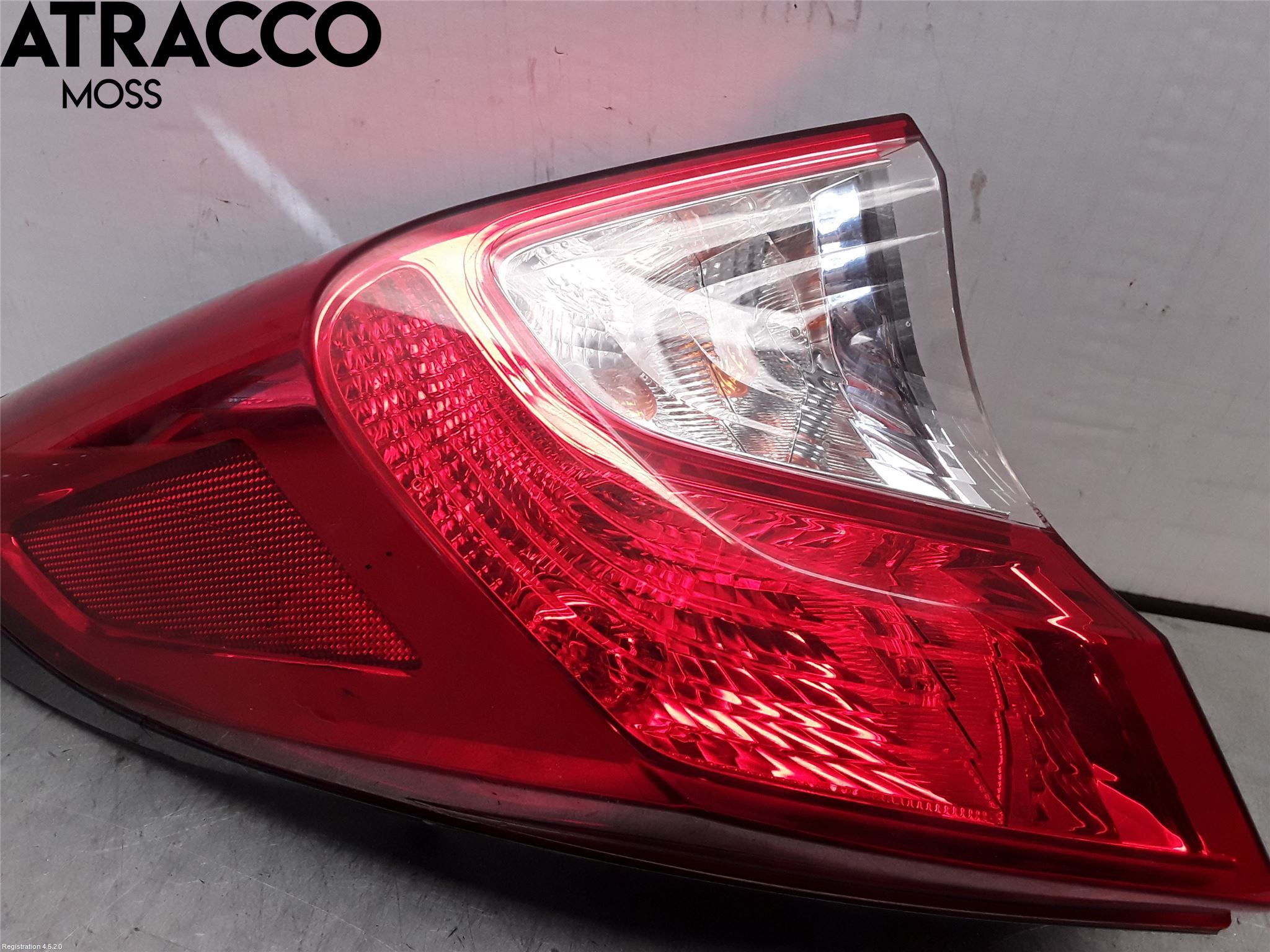 Toyota C-HR 16-23 Baklykt Venstre