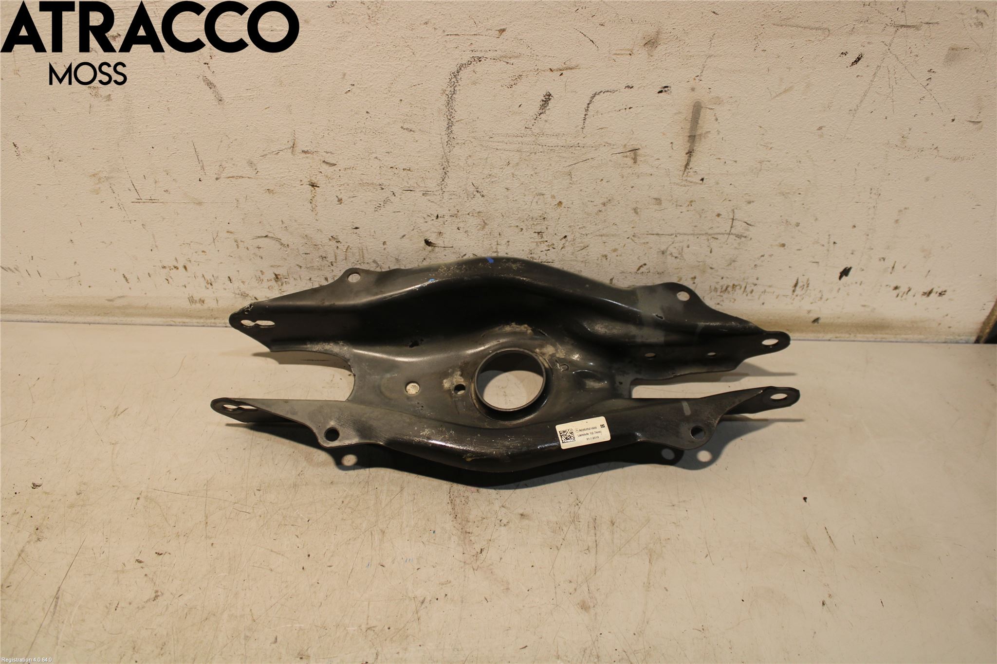 Mercedes-Benz MB C-KLASS (W205) 14-21 Bærearm Bak Venstre