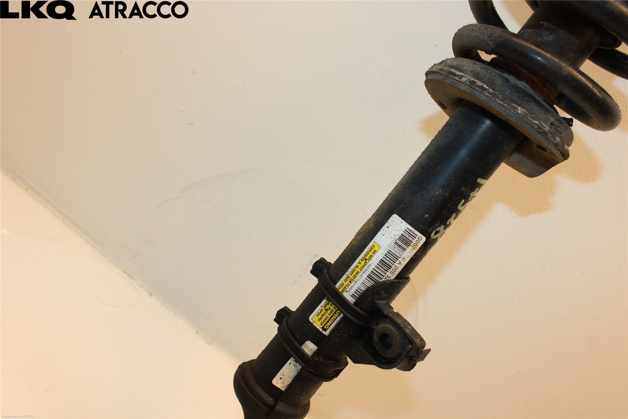 Mercedes-Benz MB C-KLASS (W205) 14-21 Støtdemper Foran