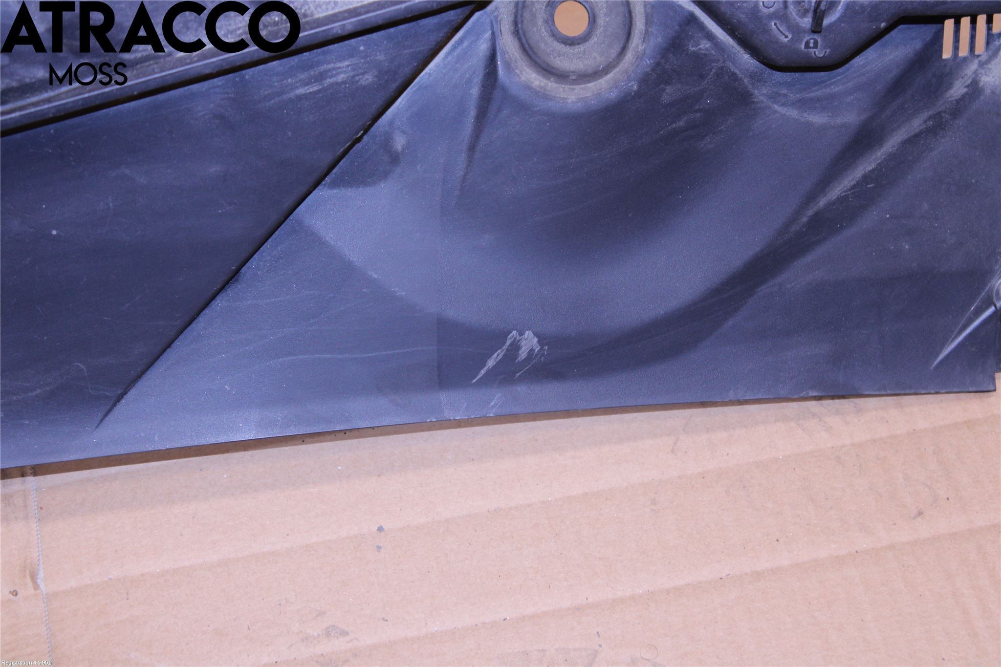 Mercedes-Benz MB C-KLASS (W205) 14-21 Visker Deksel-Grill-Under Frr