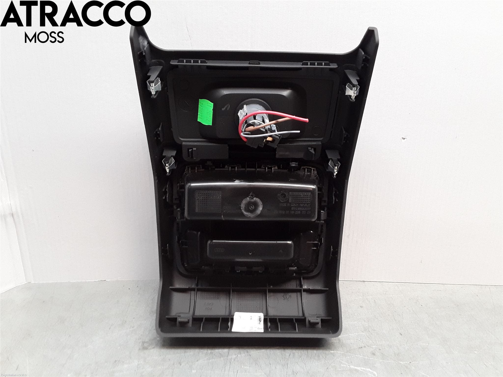 Audi A4 12-15 Instrumentkonsoll Midt