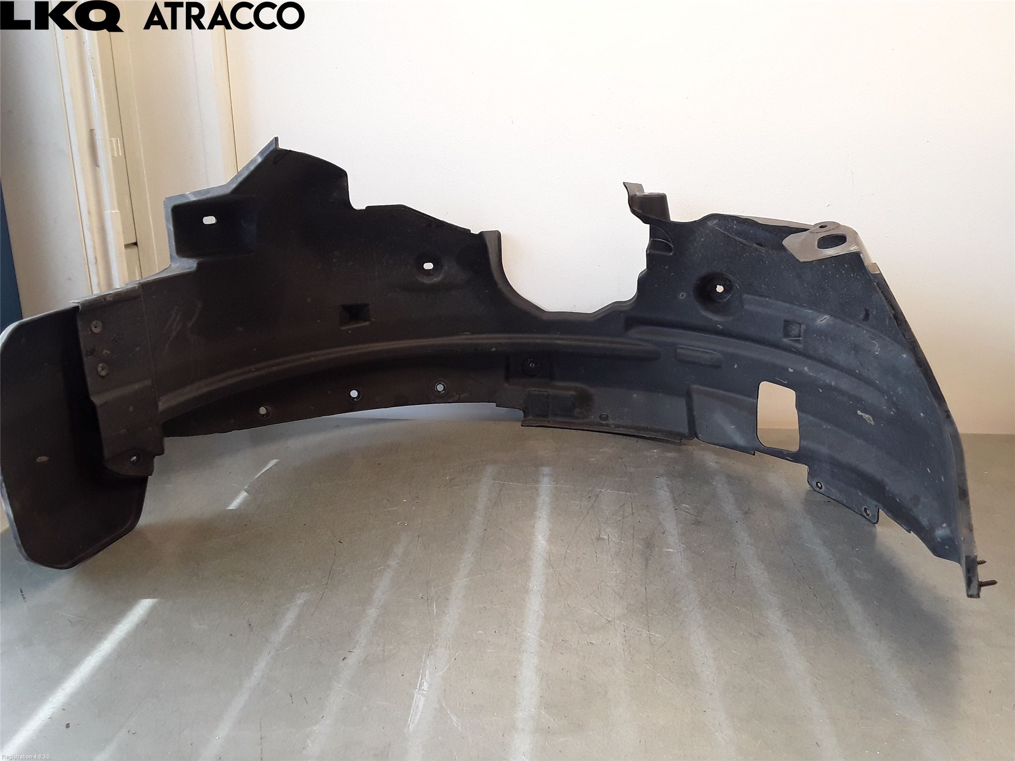 Ford E-TRANSIT SKÅP/BUSS 22- Skjerm Indre