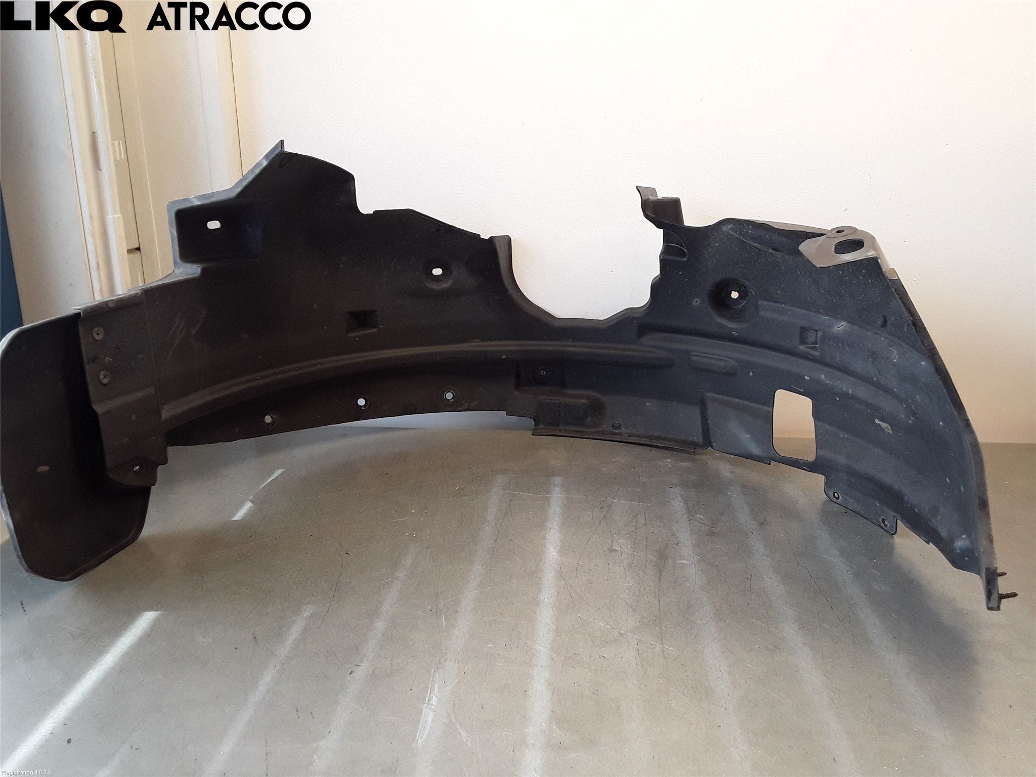 Ford E-TRANSIT SKÅP/BUSS 22- Skjerm Indre