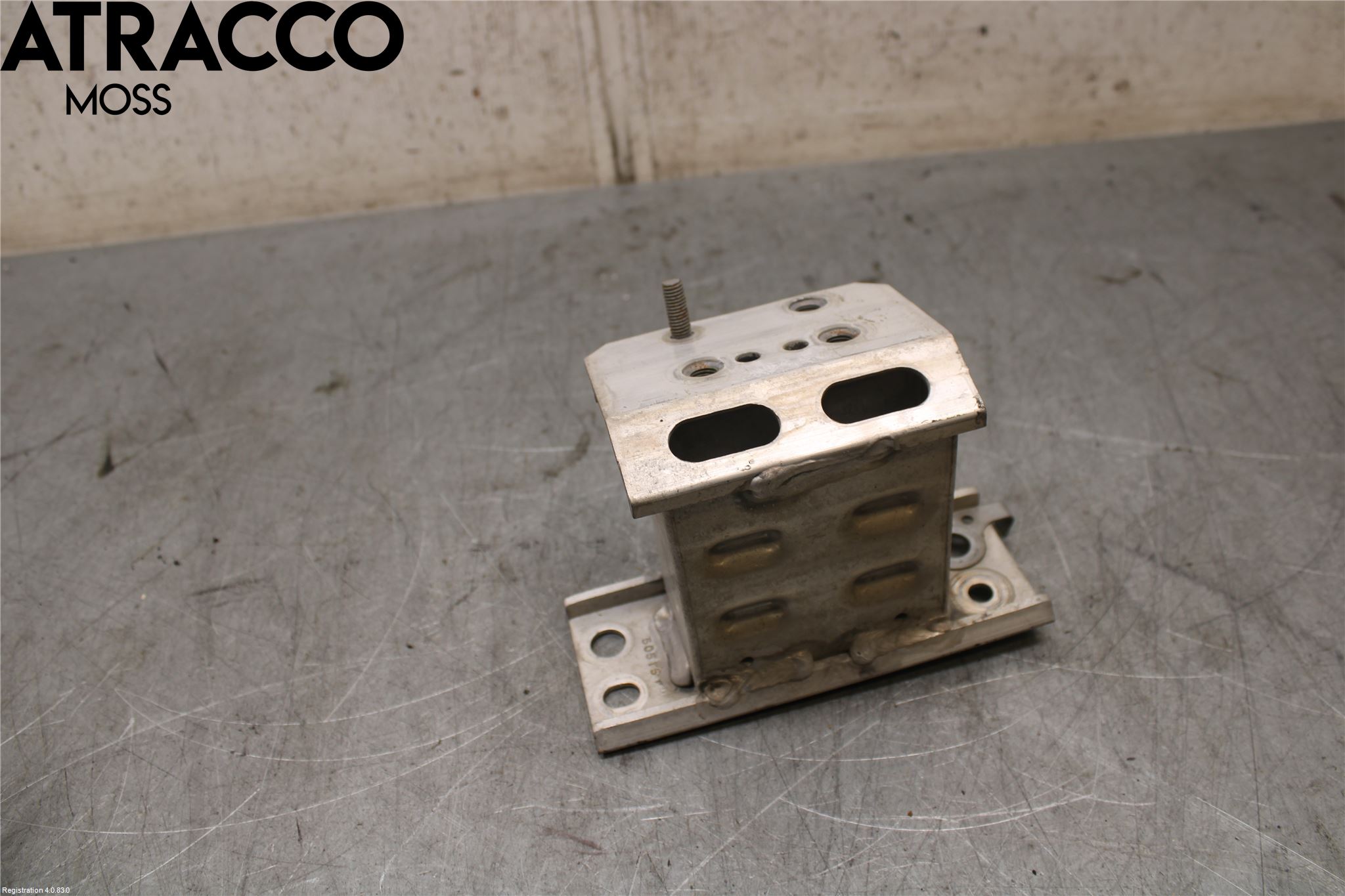 Lexus CT 200h Støtfanger Foran Feste