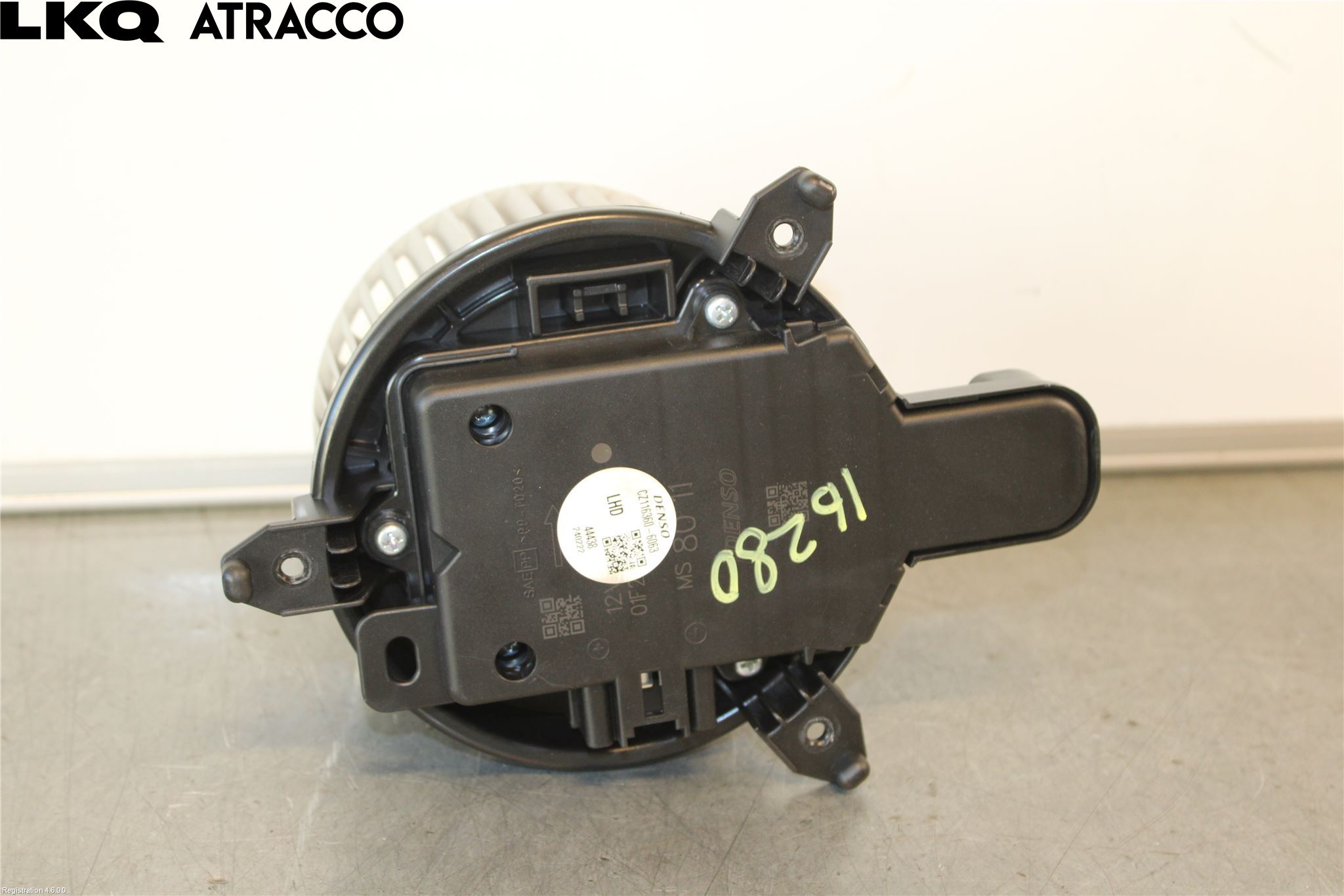 Toyota YARIS XP21 20- Varmeapparat Viftemotor