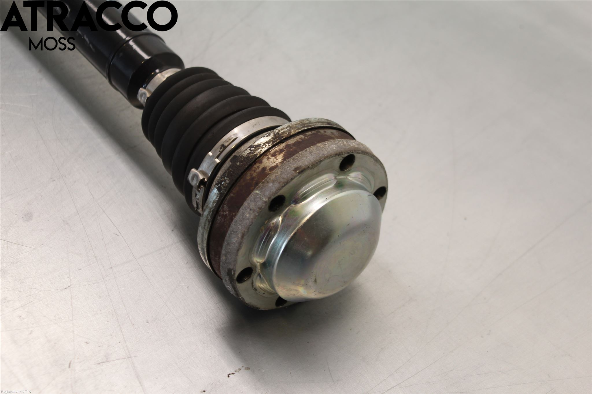 Volkswagen VW PASSAT 05-11 Drivaksel Foran Kompl Høyre