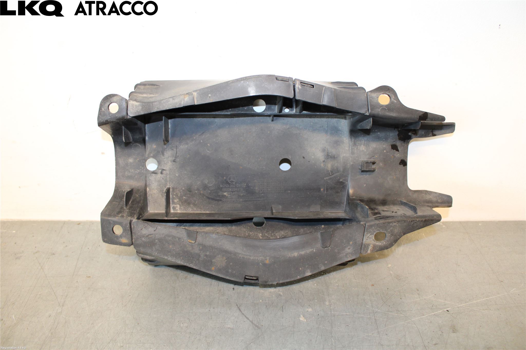 Mercedes-Benz MB C-KLASS (W205) 14-21 Stänkskydd