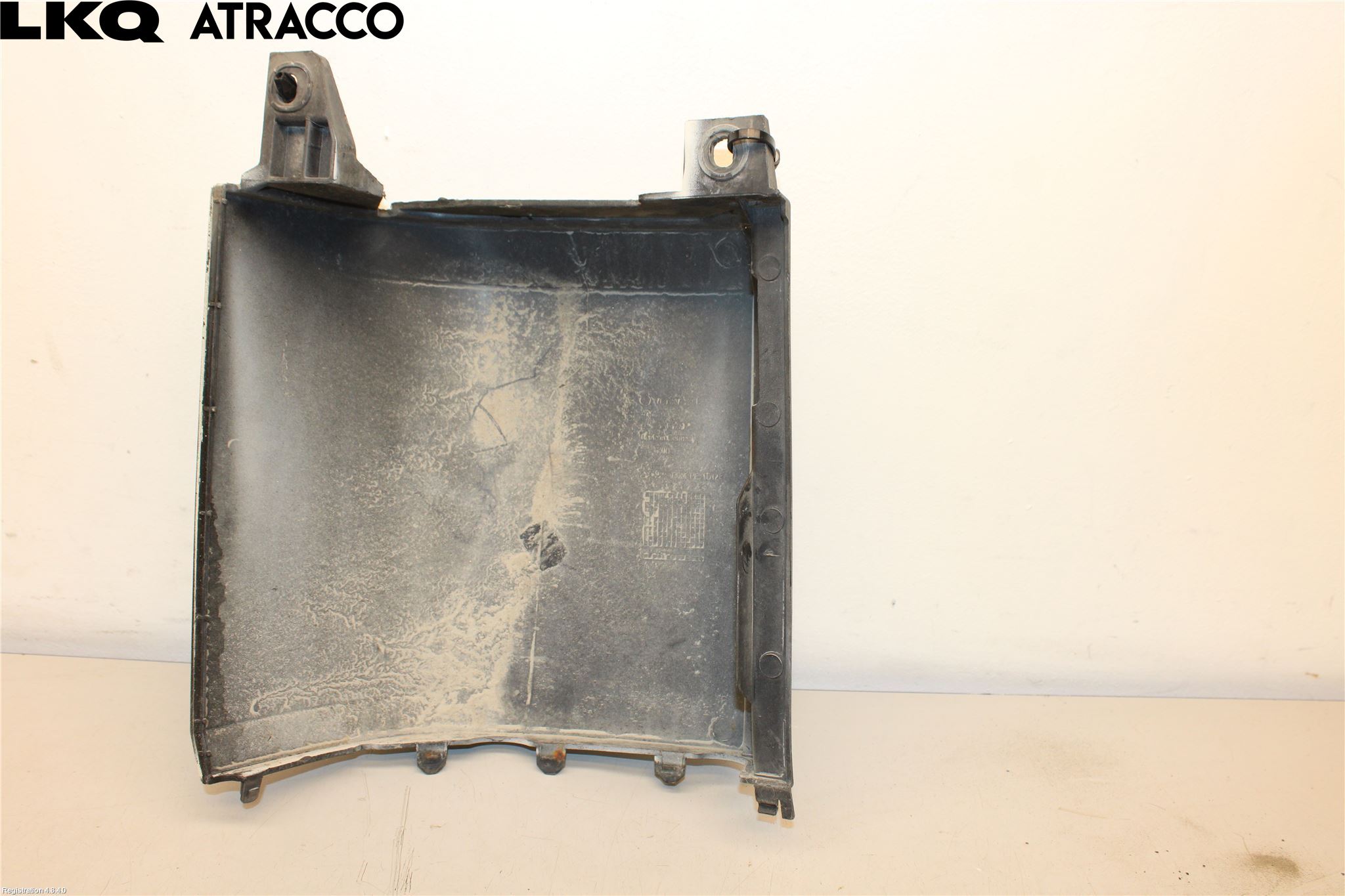 Volkswagen VW TRANSP/CARAVELLE (T6) 16-22 Støtfanger Bak Hjørne Høyre