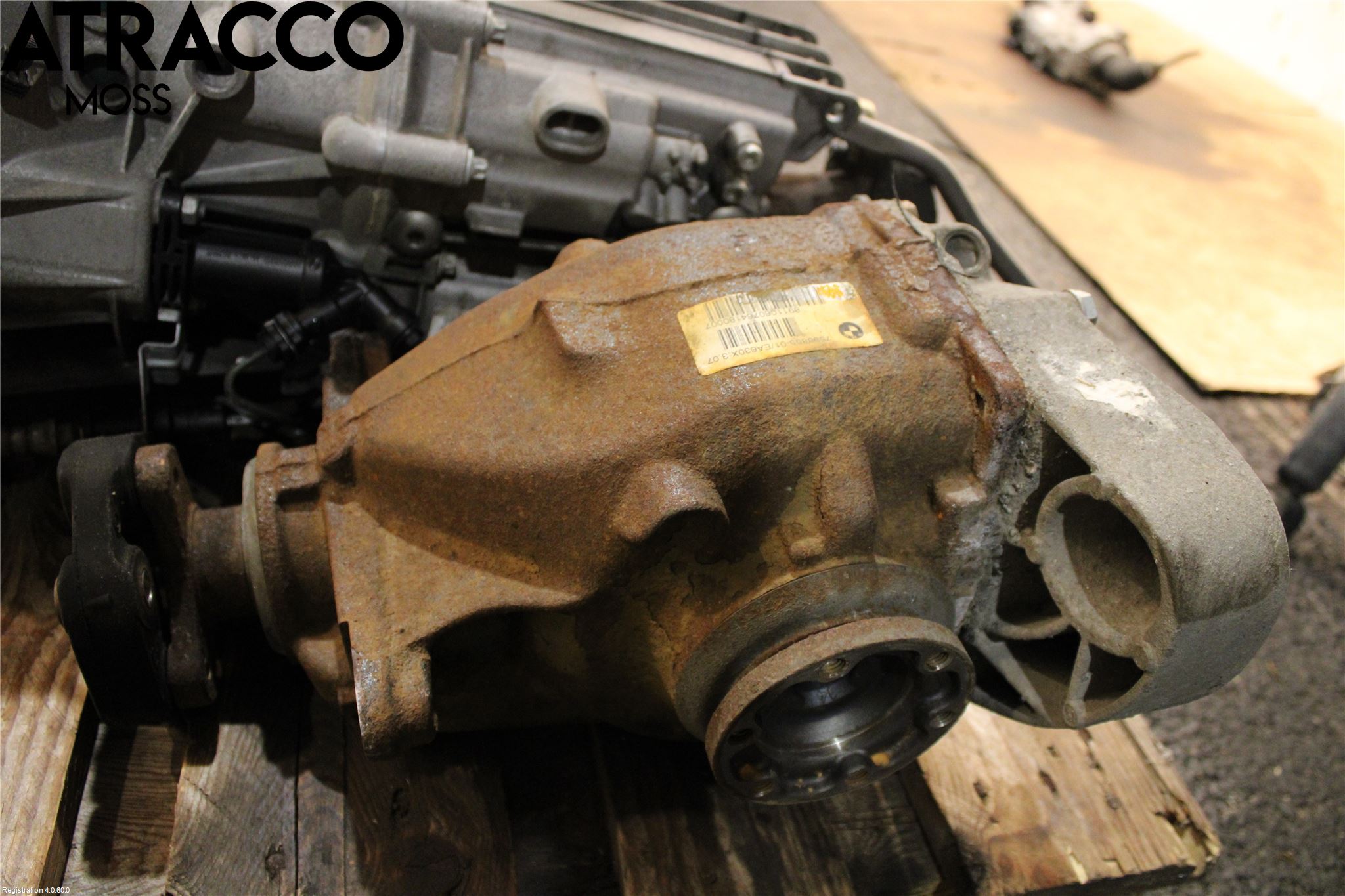 BMW 1 E87/81 5D/3D 03-11 Bakaksel Kardang Bak -Diff