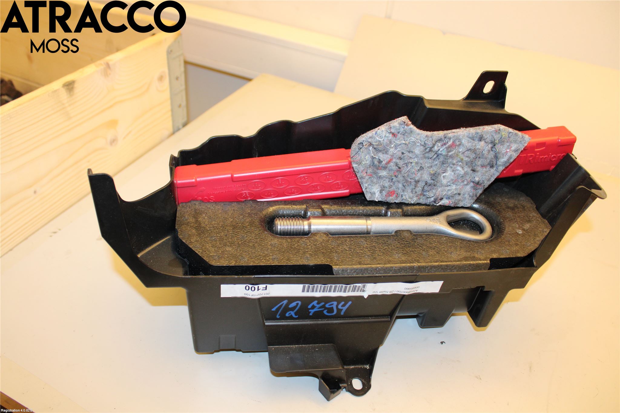 Mercedes-Benz MB C-KLASS (W205) 14-21 Varseltrekant