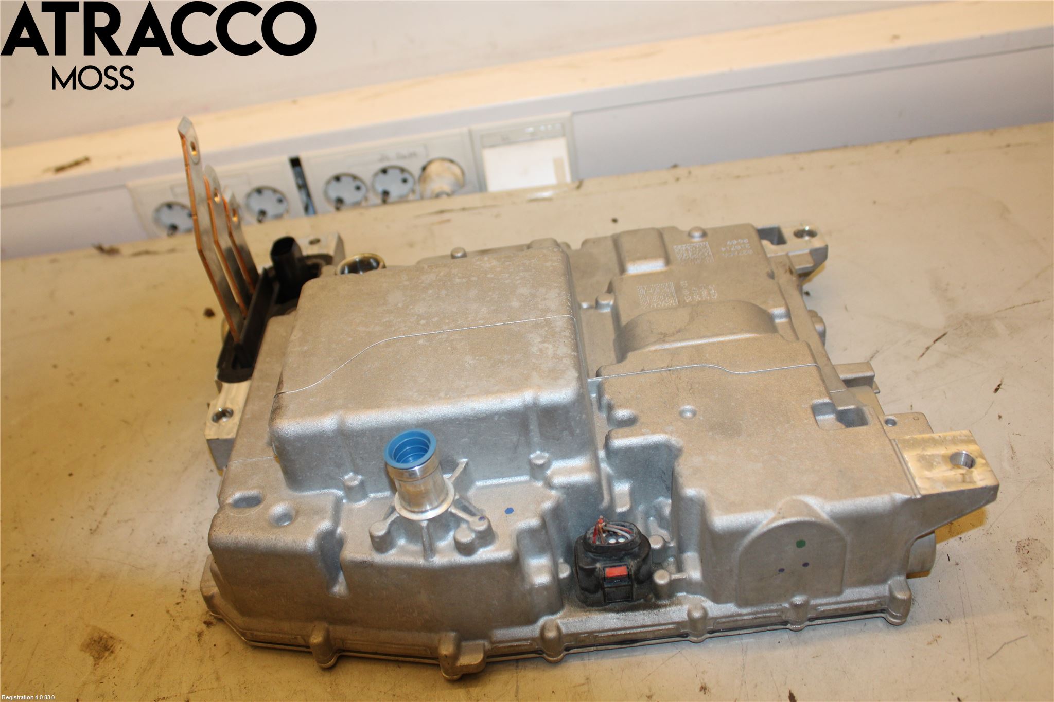 Audi Q4 E-TRON FZ 22- Inverter 12-)220V