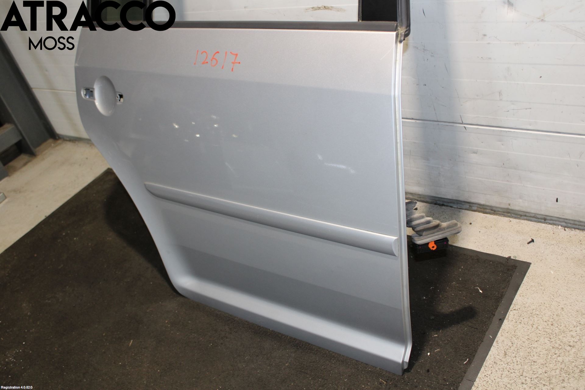 Volkswagen VW TOURAN 10-15 Dør 4D Bak Høyre