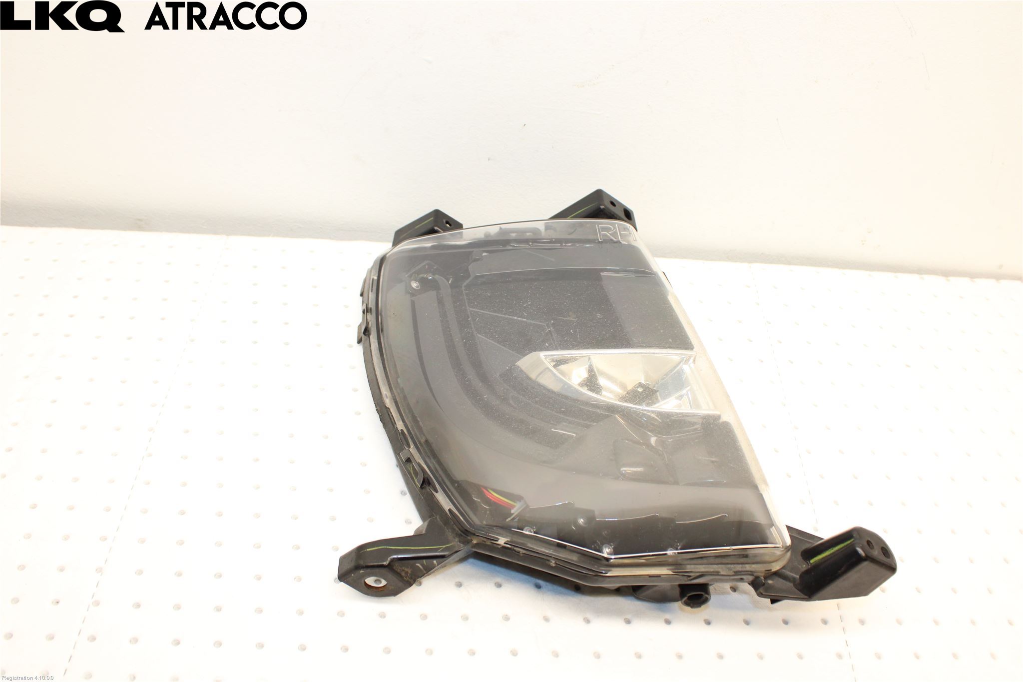 Tesla MODEL S 13- Frontlykt-Kurve-Tåkelys