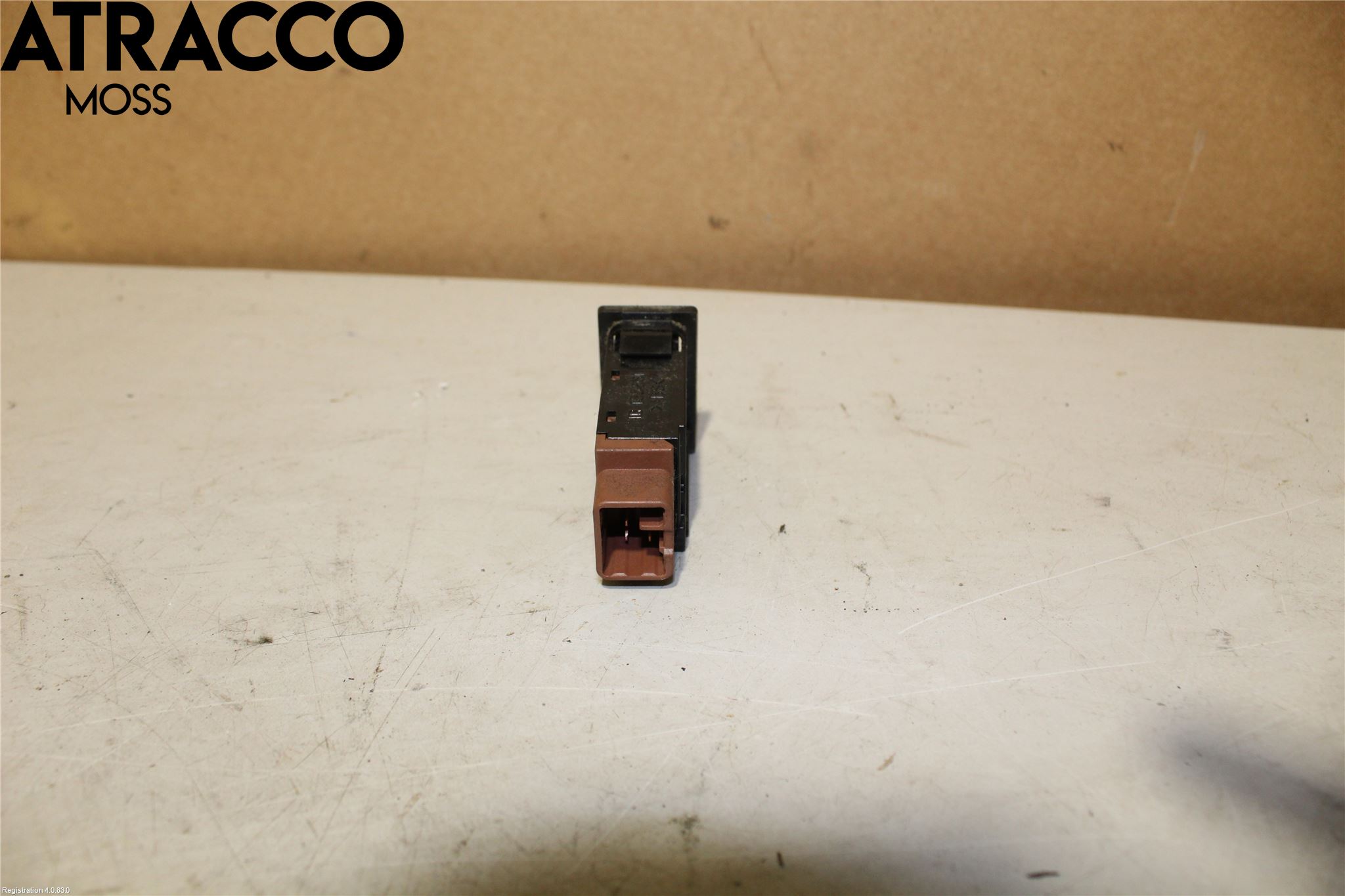 Toyota HI-ACE 06-12 Bryter Øvrig