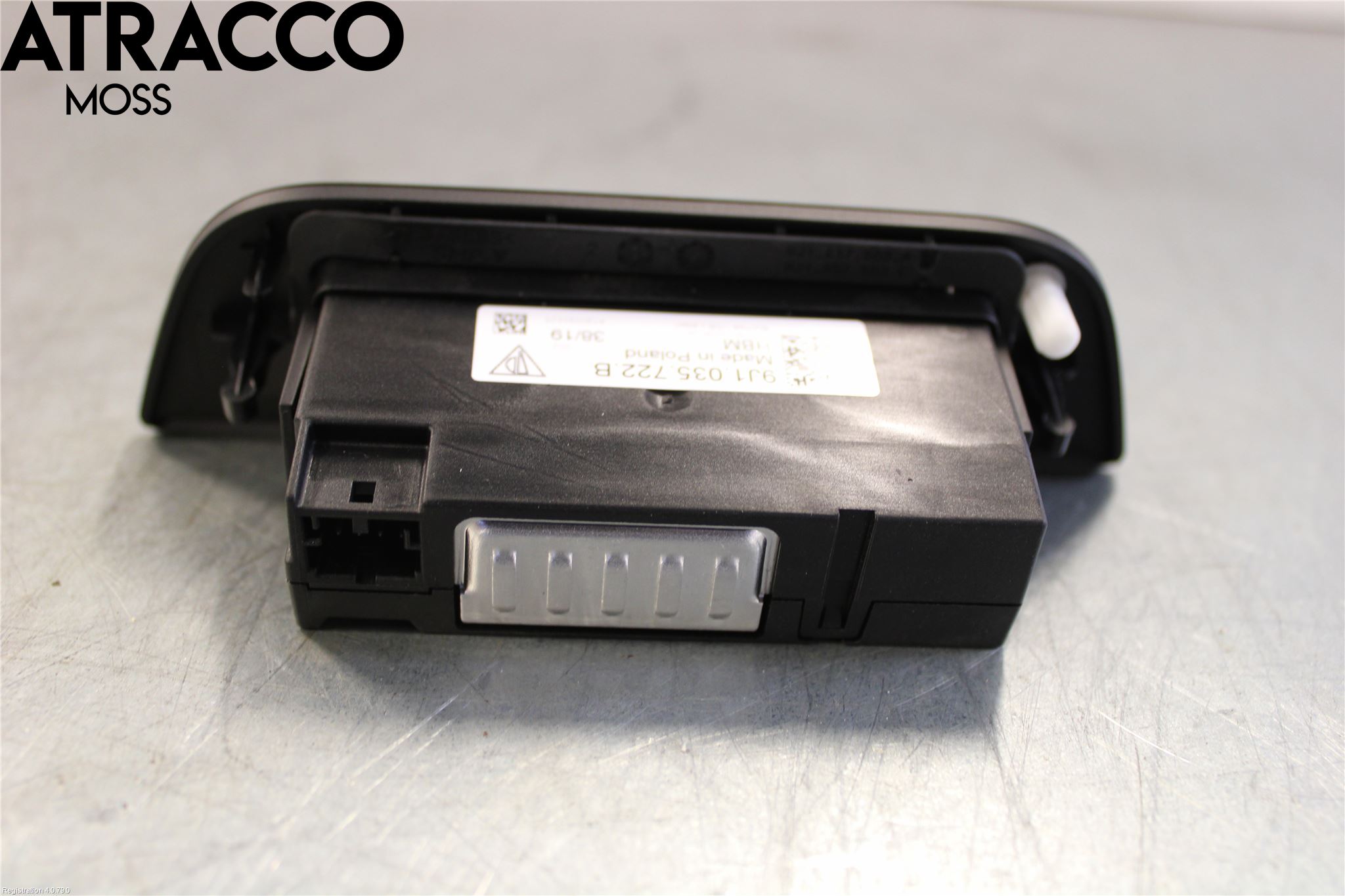 Porsche TAYCAN 20- Usb Connection