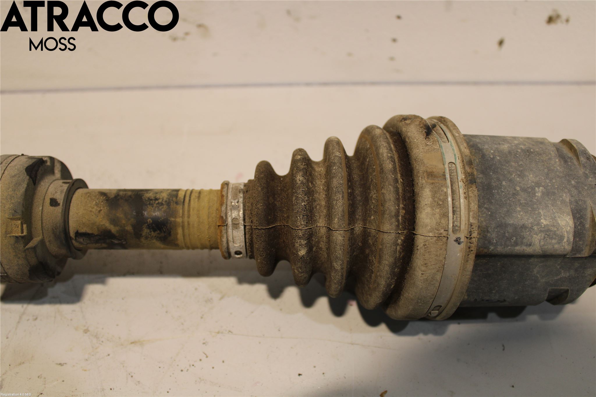 Toyota RAV4 13-18 Drivaksel Foran Kompl Venstre