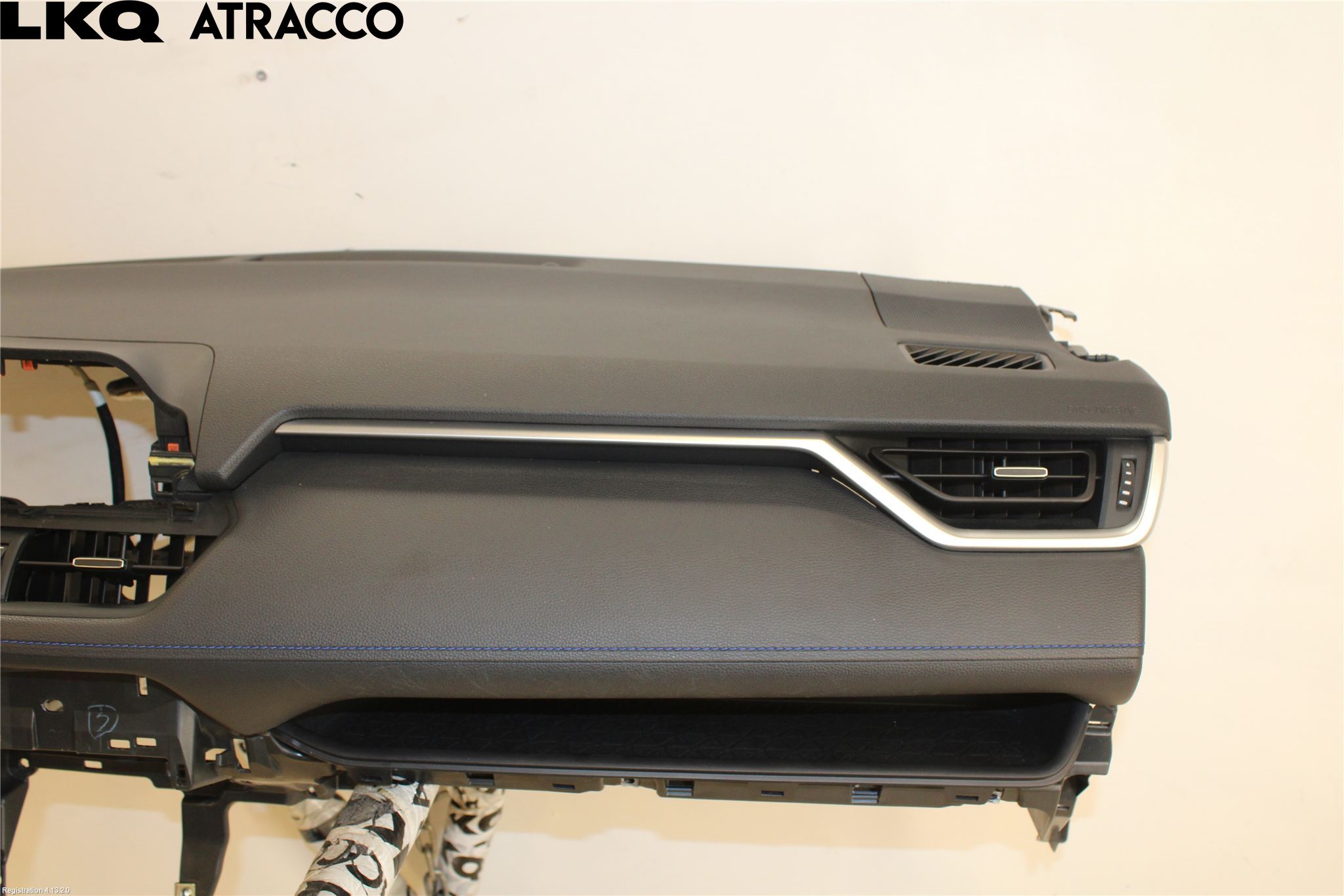 Toyota RAV4 19- Dashbord
