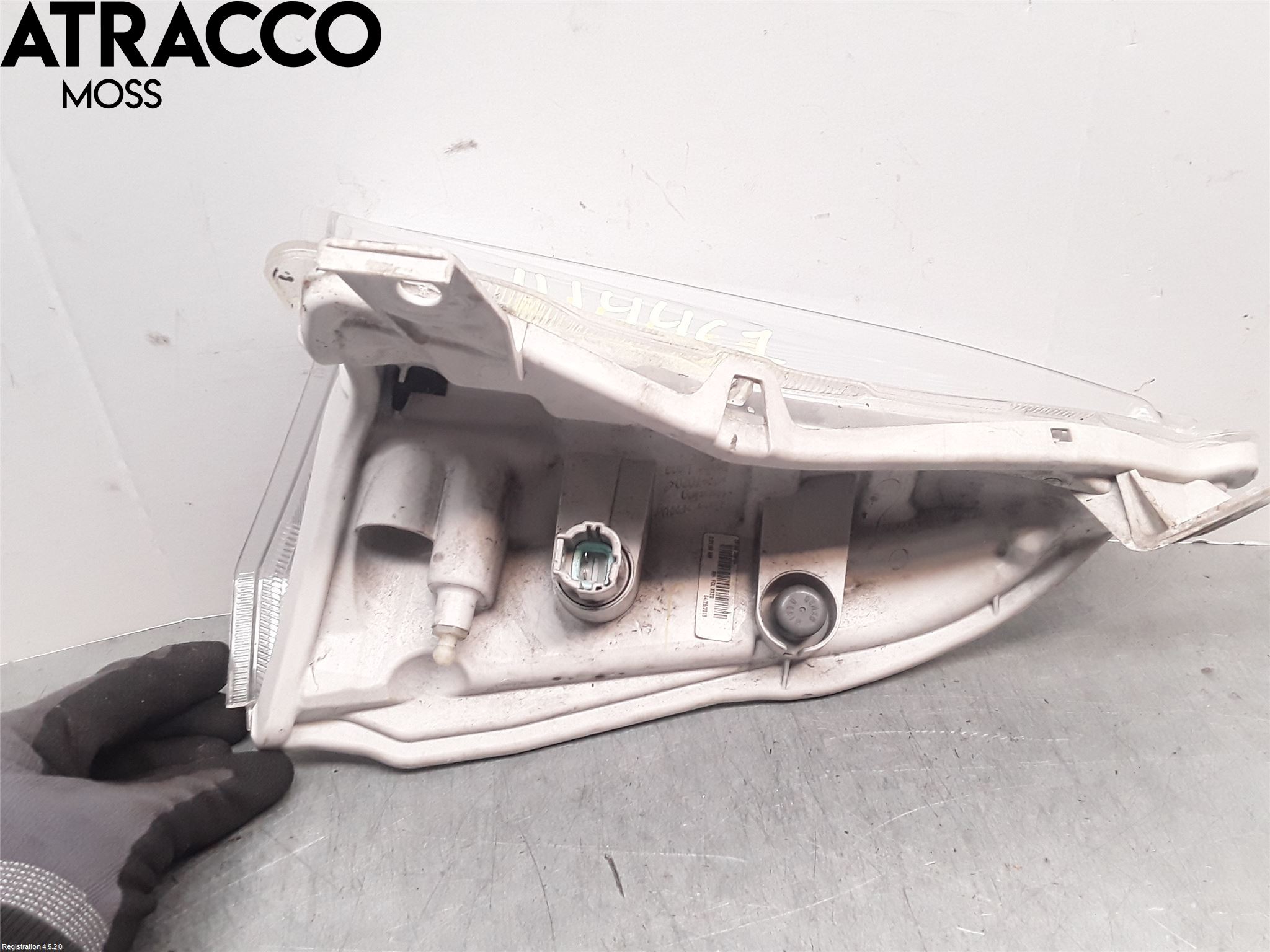 Nissan LEAF 11-17 Frontlykt Høyre