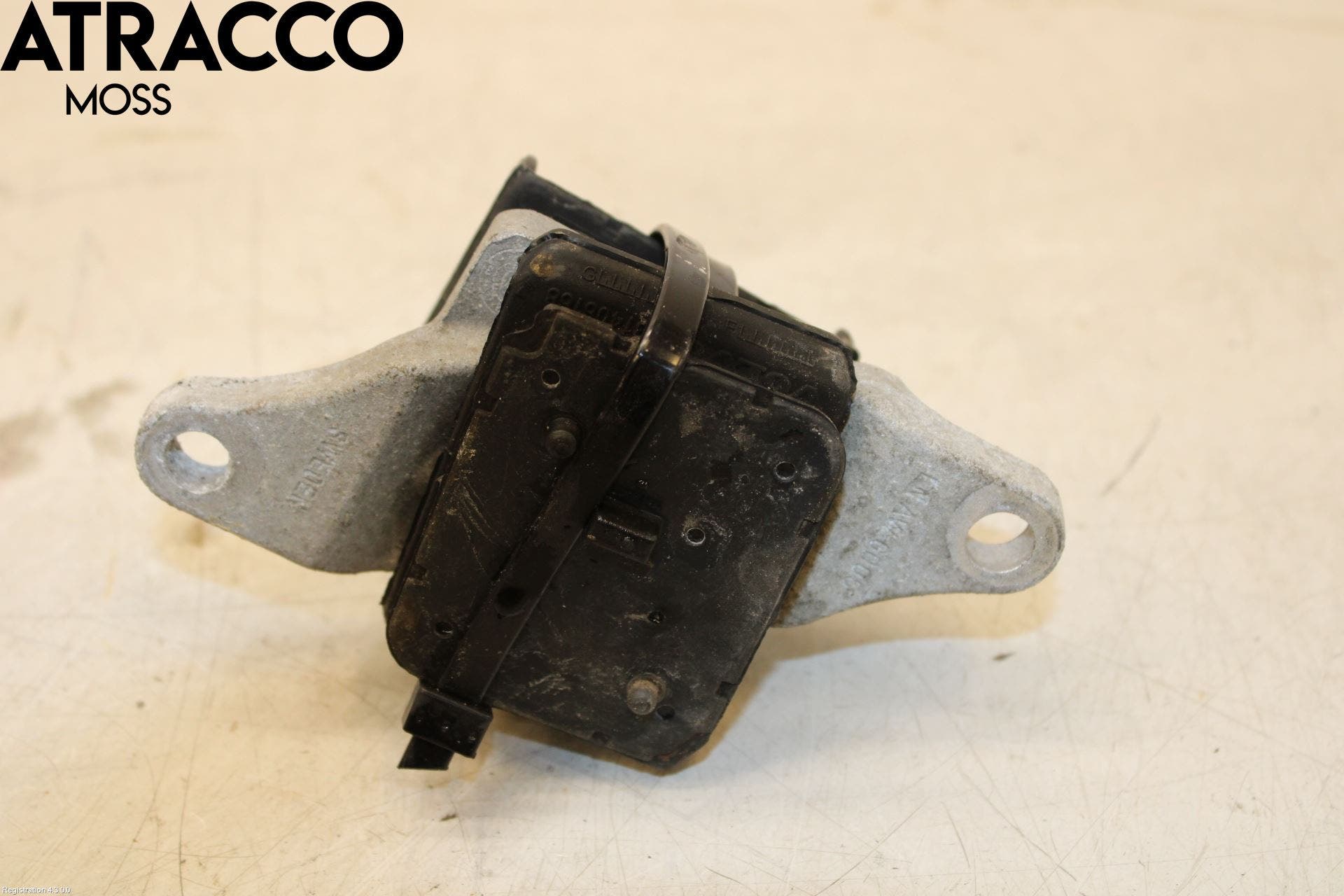 Volvo XC60 18- Bladfjærfeste Bak