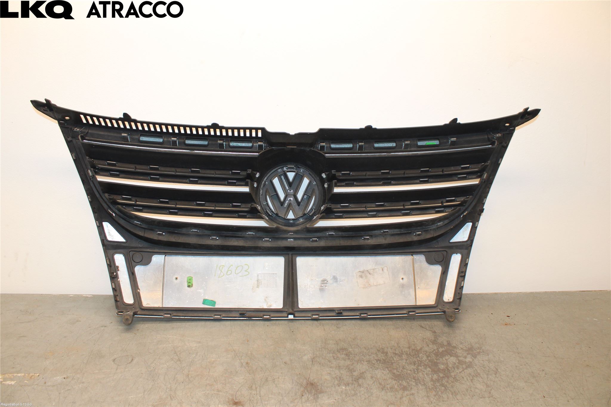 Volkswagen VW TOURAN 03-10 Grill Komplett