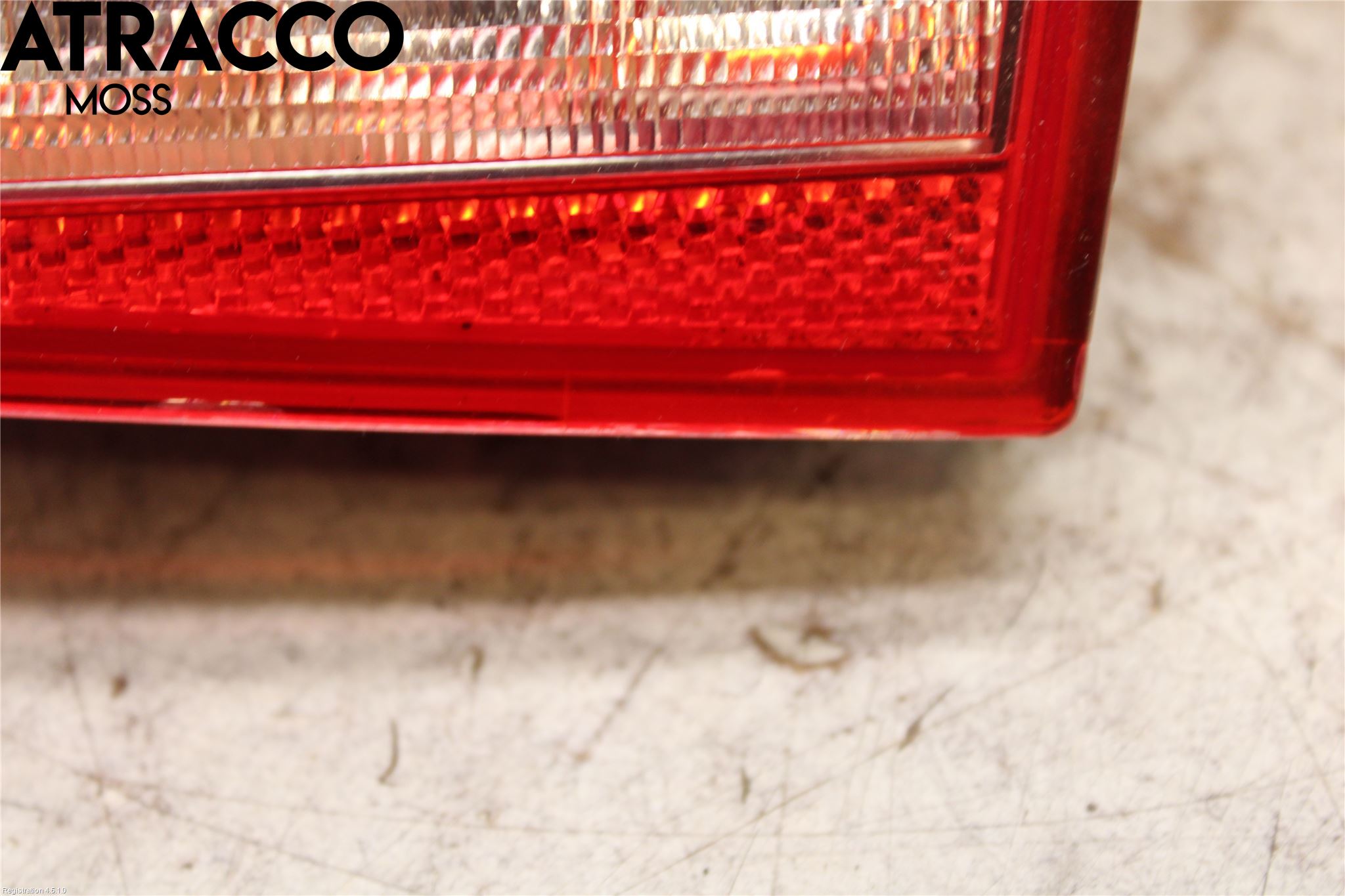 Volkswagen VW PASSAT 11-14 Baklykt Høyre  På Luke(Indre)