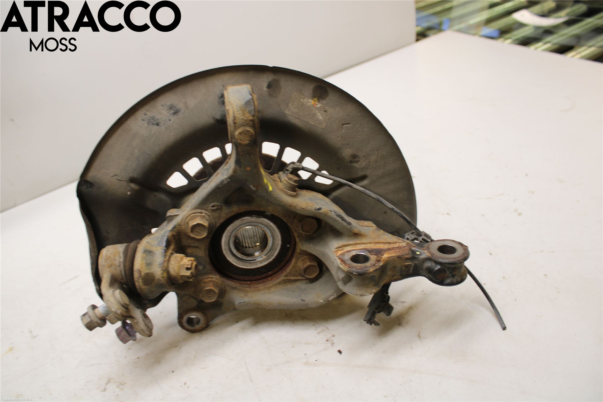 Toyota RAV4 19- Spindel Vf