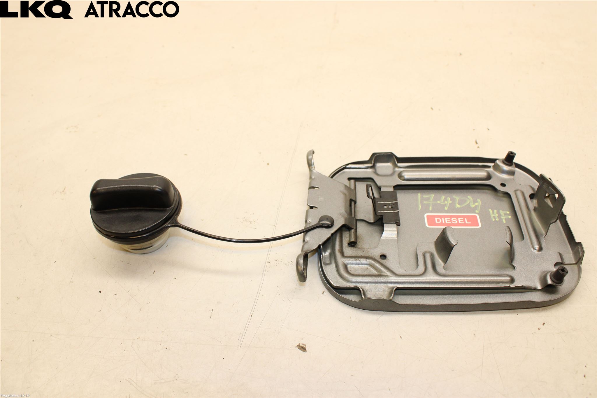 Nissan QASHQAI 14-17 Drivstoff Tanklokk