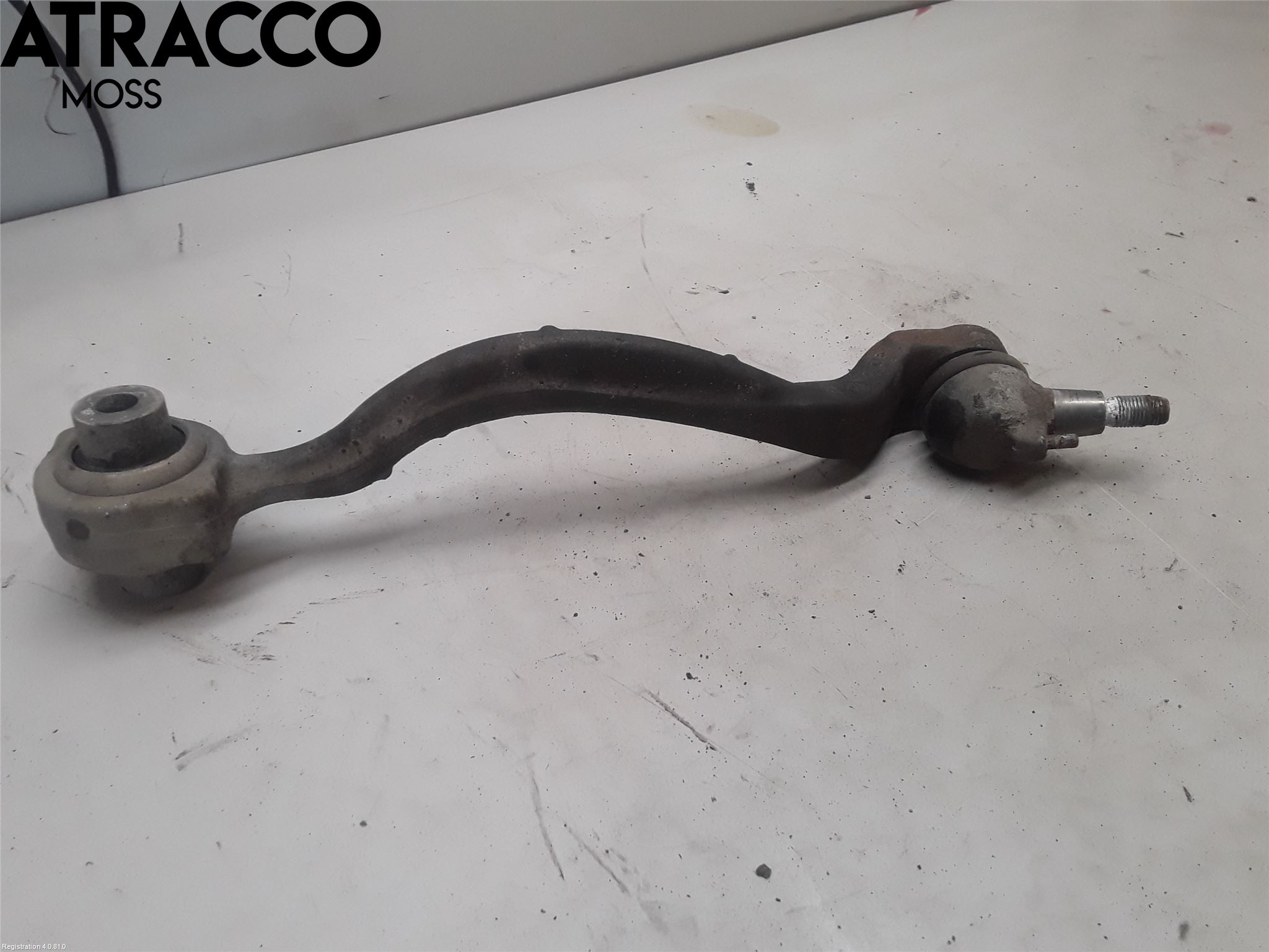 Mercedes-Benz MB E-KLASS (W212) 09-16 Bærearm Foran Høyre Nedre