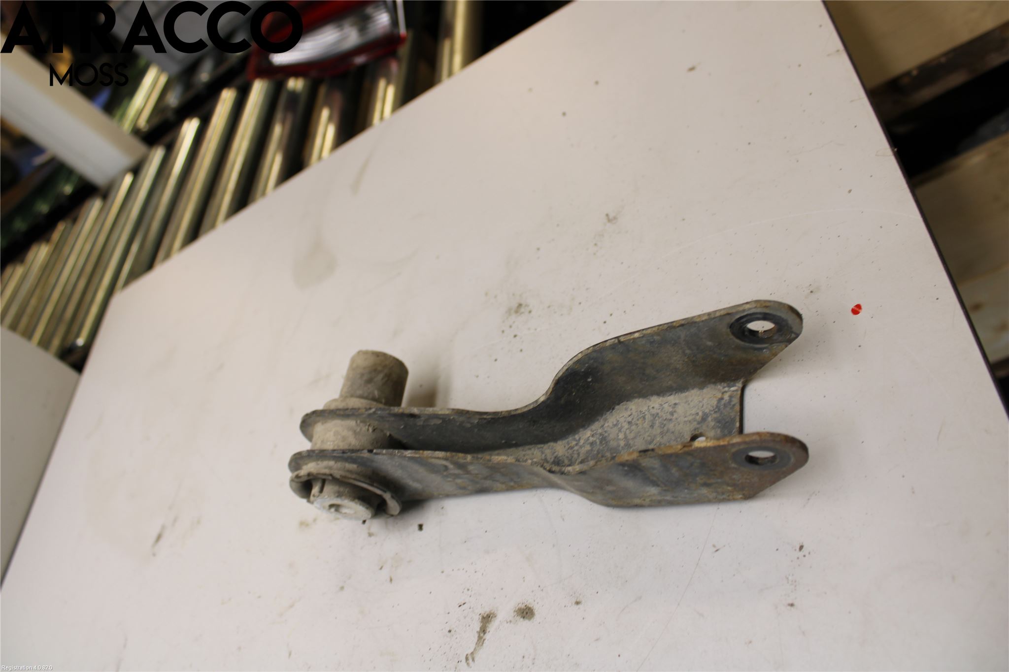 Landrover LAND ROVER DISCOVERY 4 10-16 Bærearm Bak Venstre