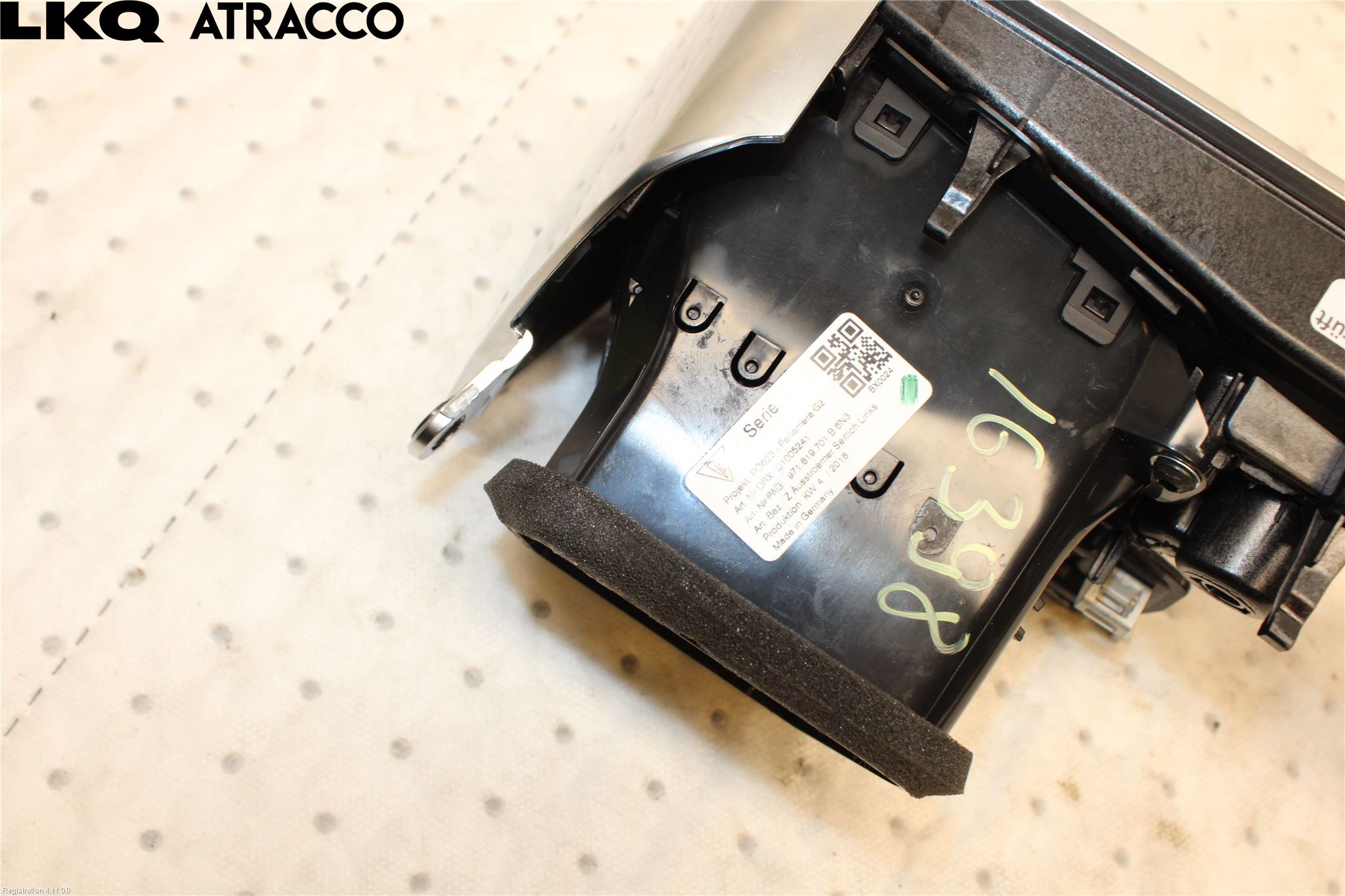 Porsche PANAMERA 09- Dashbord Kanal - Dyse