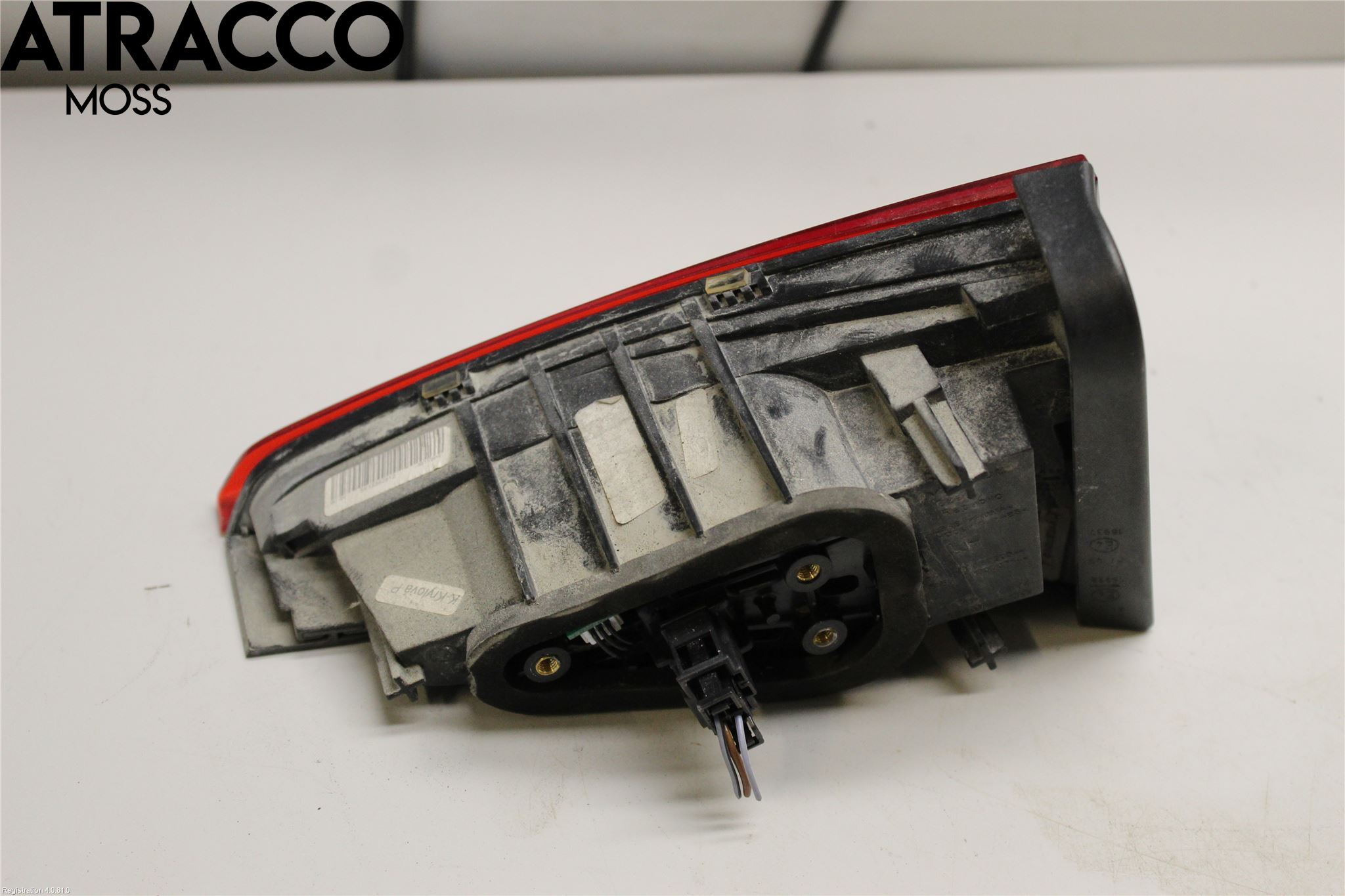 Skoda SUPERB 16-24 Baklykt Venstre  På Luke(Indre