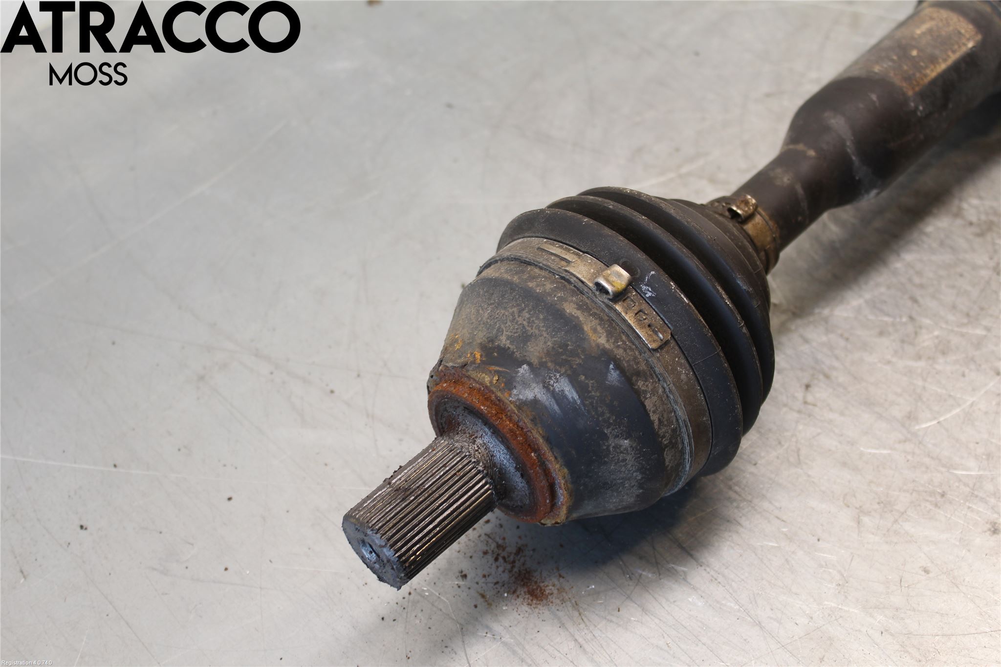 Volvo XC70 08-13 Drivaksel Foran Kompl Høyre