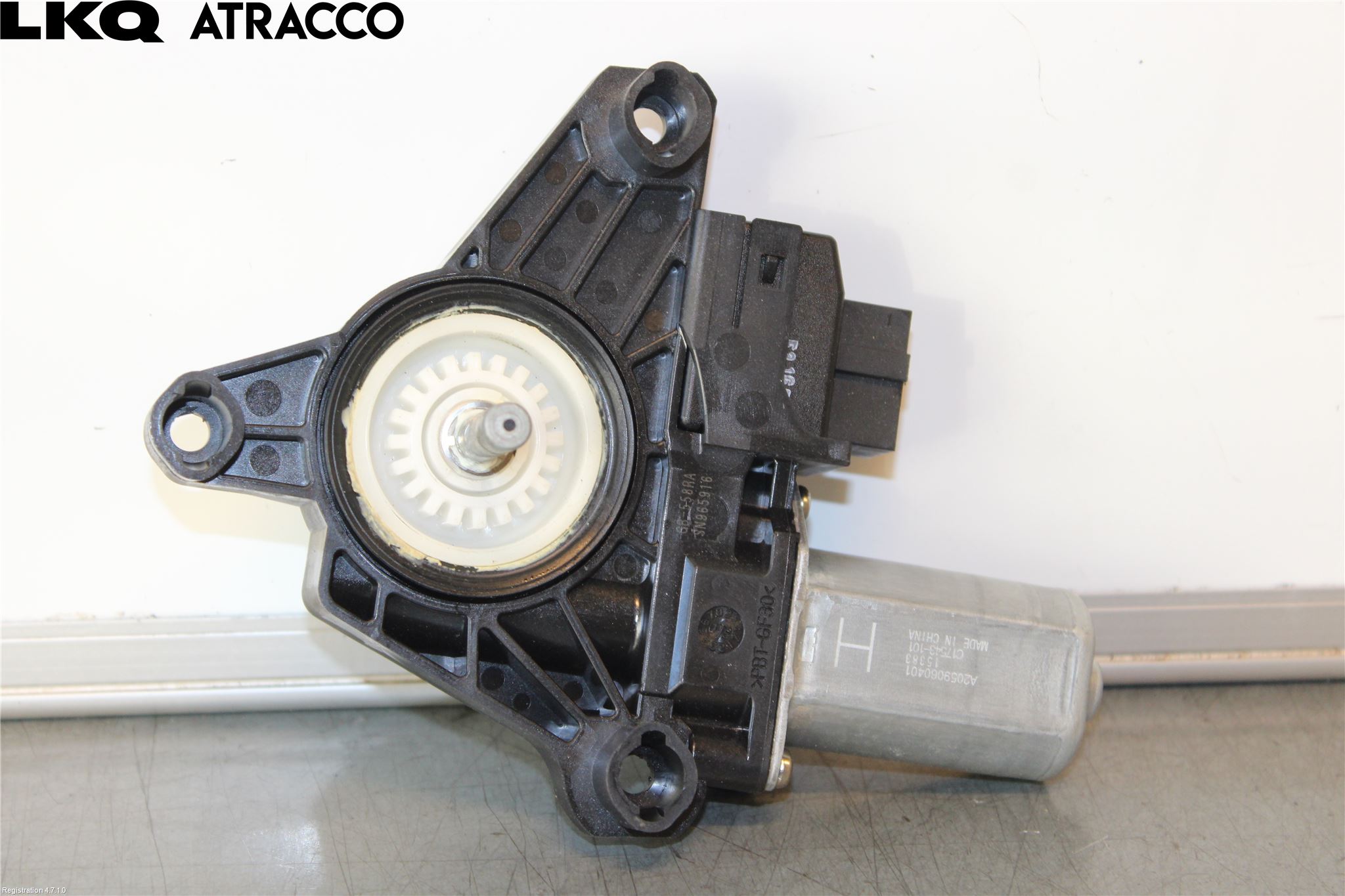 Mercedes-Benz MB C-KLASS (W205) 14-21 Vindusheismotor