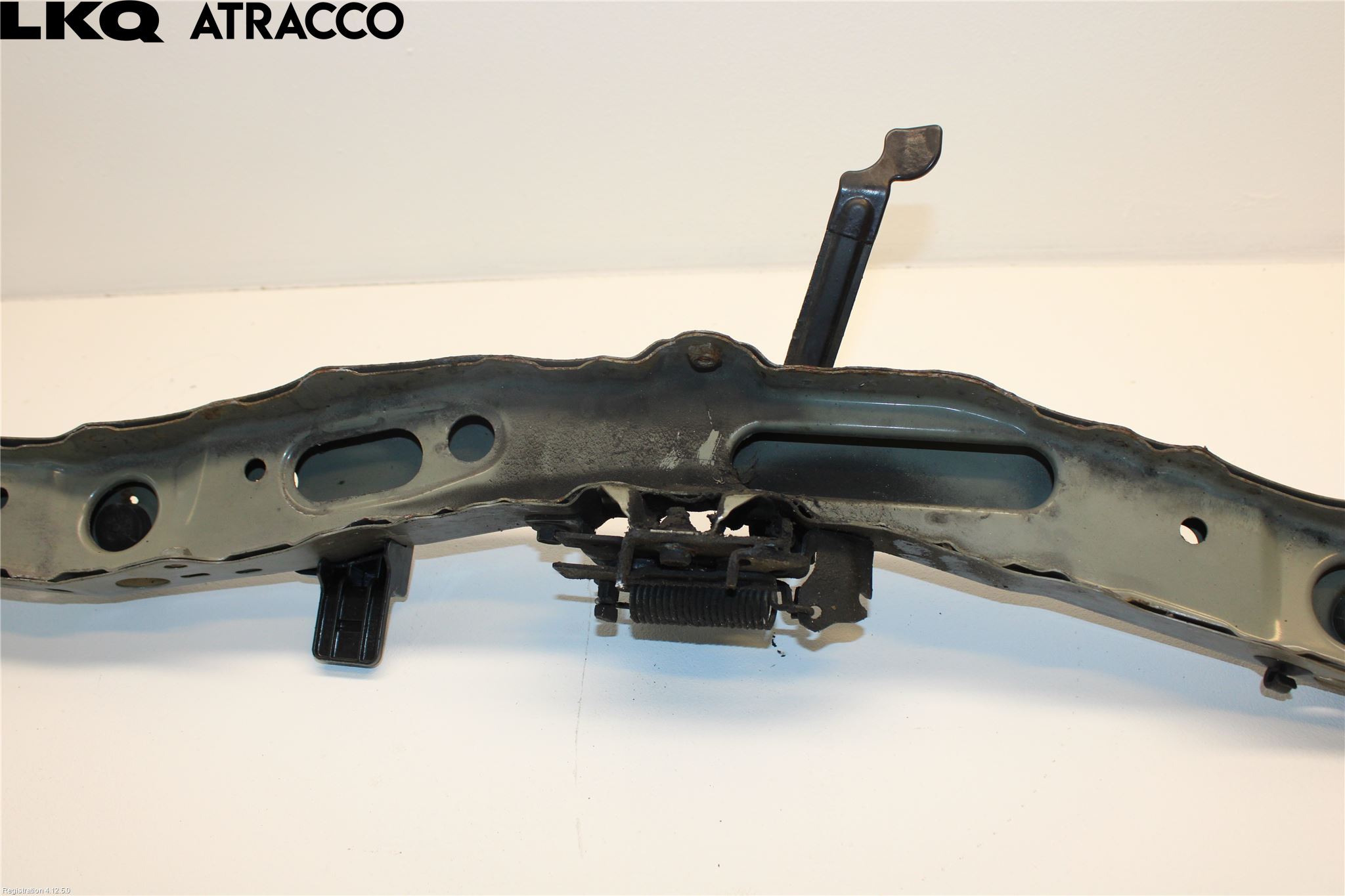 Toyota AURIS 13-19 Panserlåsplate-Bjelke