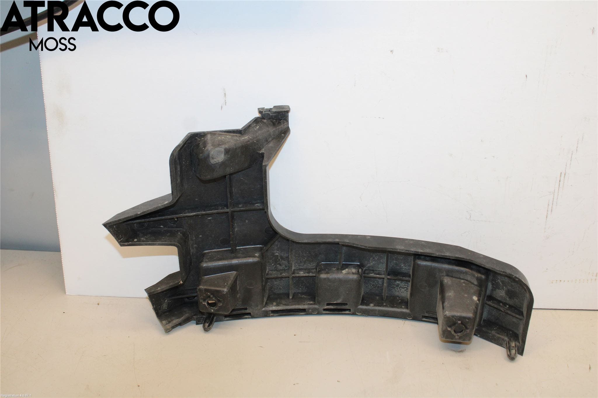 Volvo S60 11-13 Støtfangerfeste Bak Høyre