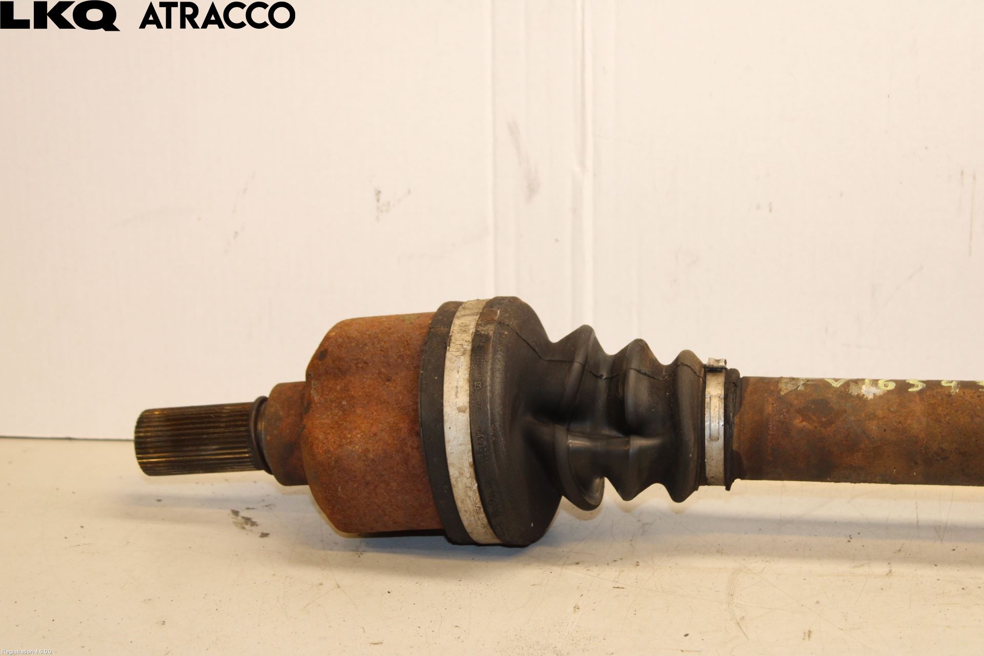 Peugeot 307     05-08 Drivaksel Foran Kompl Venstre