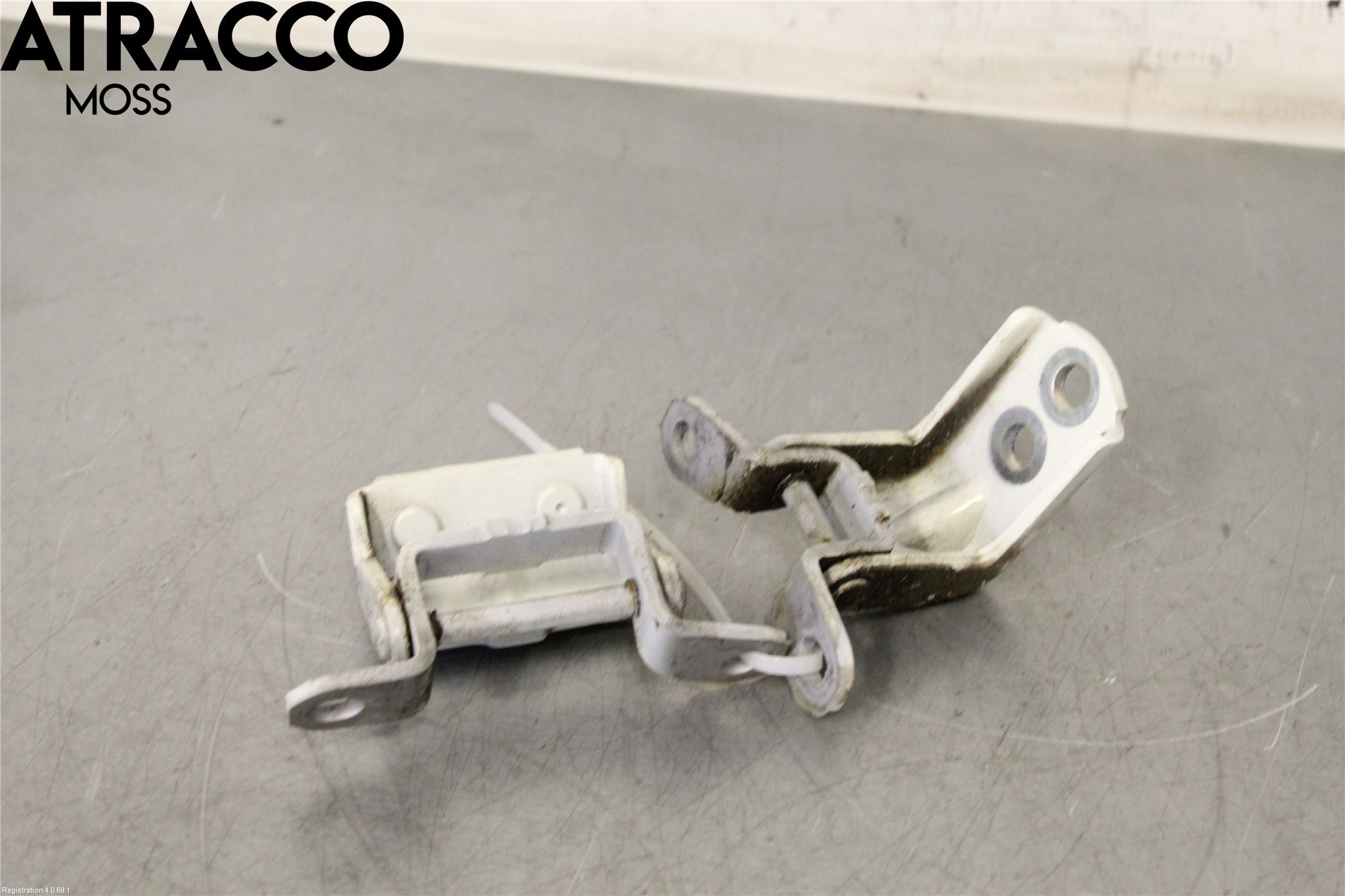 Nissan LEAF 11-17 Dørhengsel