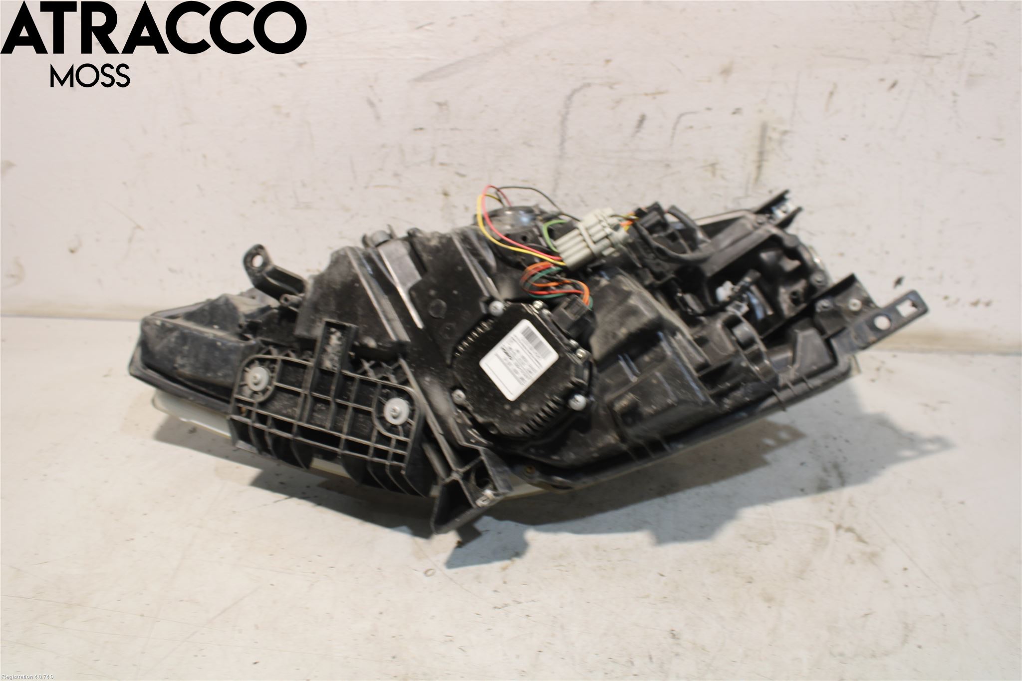 Nissan LEAF 11-17 Frontlykt Høyre