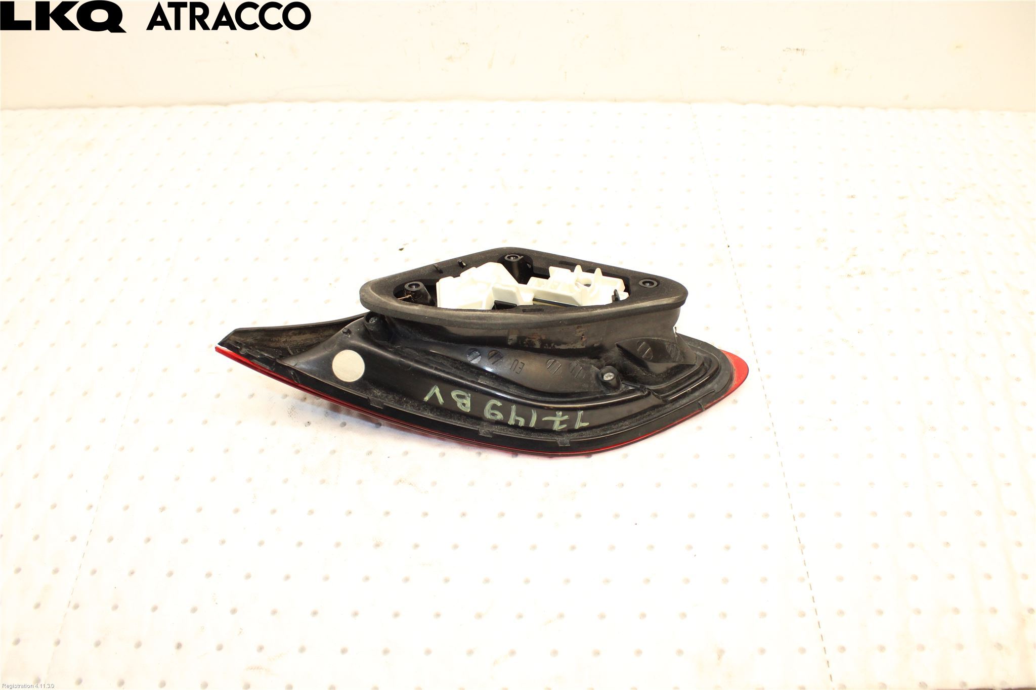 Opel ASTRA J 10-15 Baklykt Venstre  På Luke(Indre