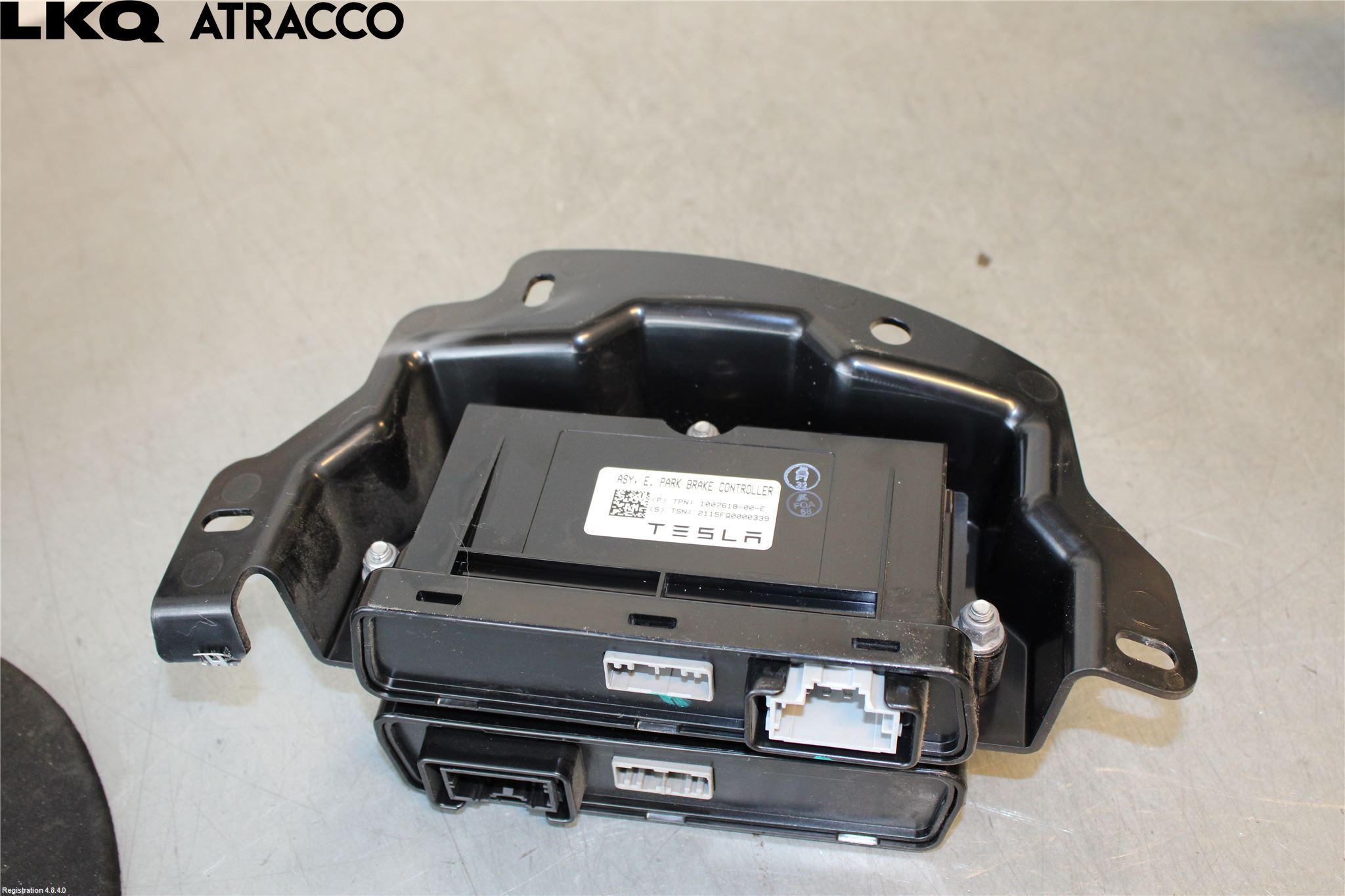 Tesla MODEL S 13- Styreenhet Bakluke