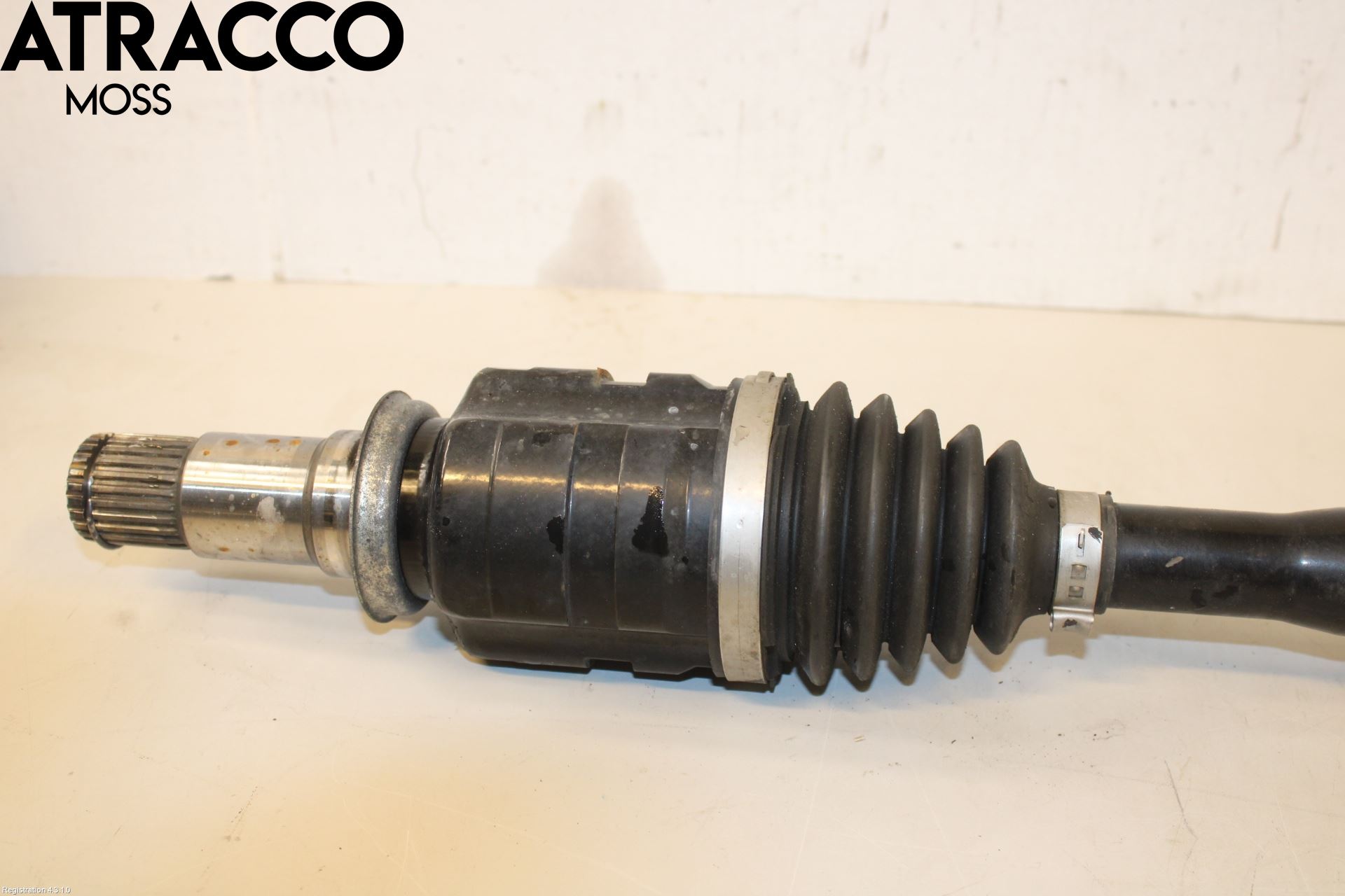 Toyota C-HR 16-23 Drivaksel Foran Kompl Høyre