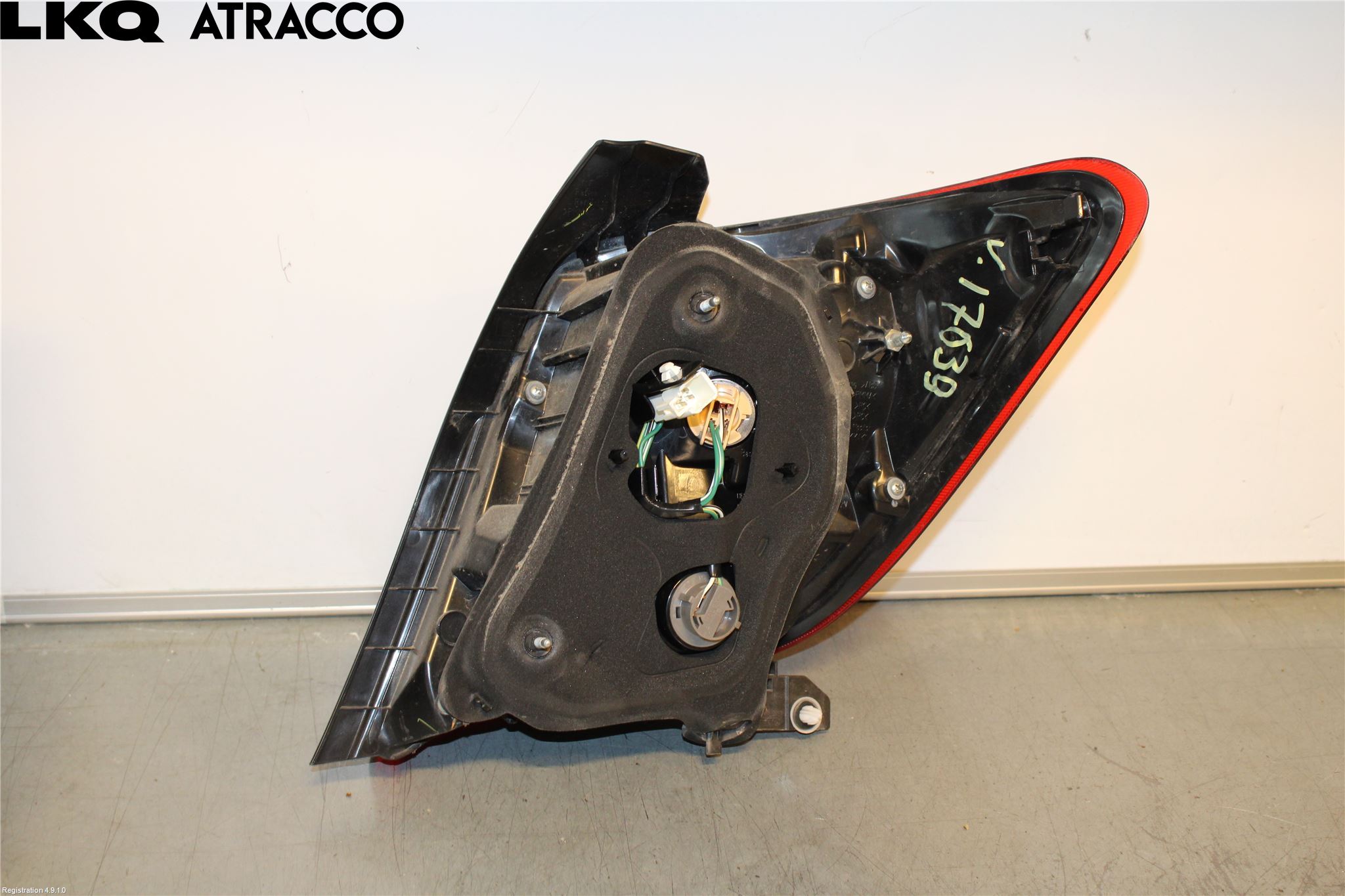 Toyota YARIS XP130 15-20 Baklykt Venstre