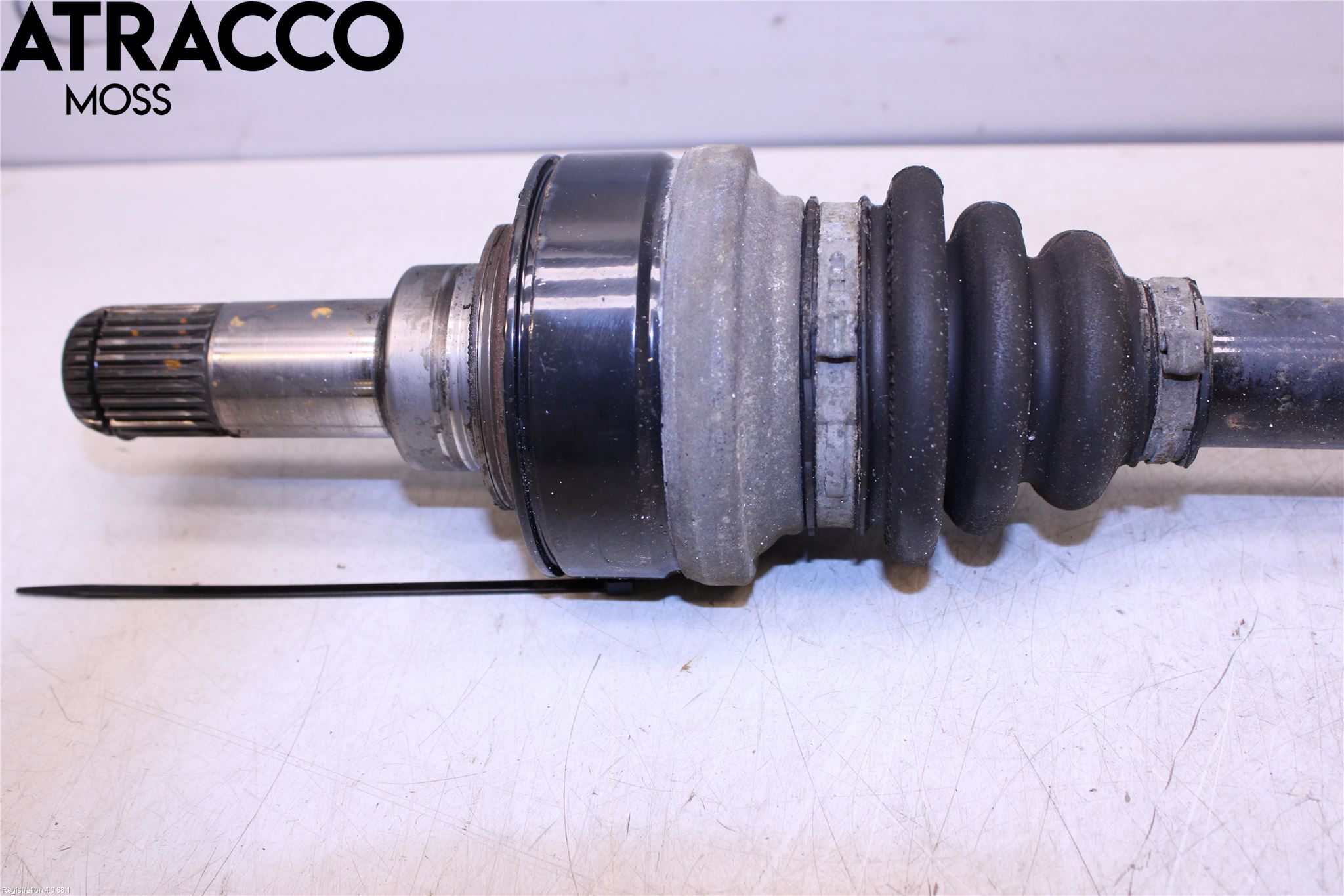 BMW 3 F30/F31/F80 12-19 Drivaksel Bak Kompl Høyre