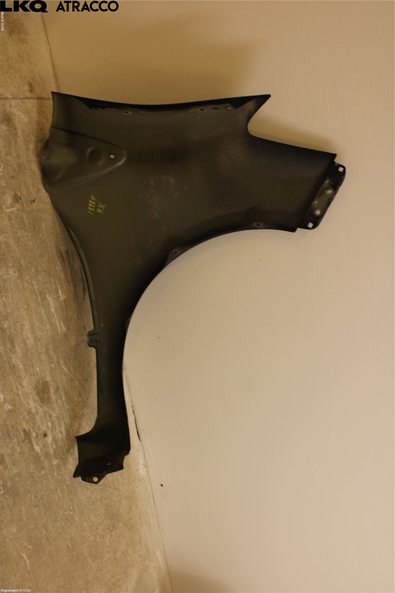 Toyota YARIS XP130 12-14 Skjerm Foran Venstre