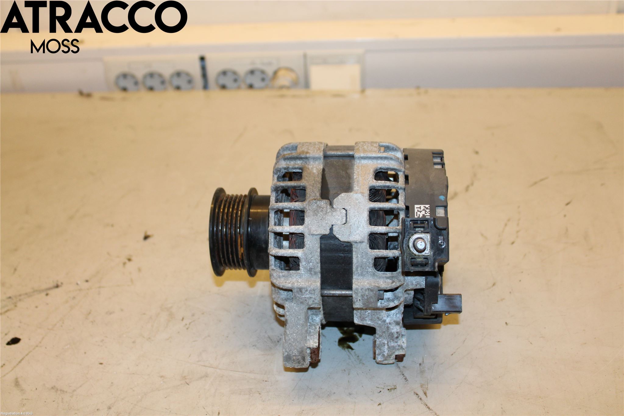 Volvo V40 CROSS COUNTRY 13-19 Dynamo