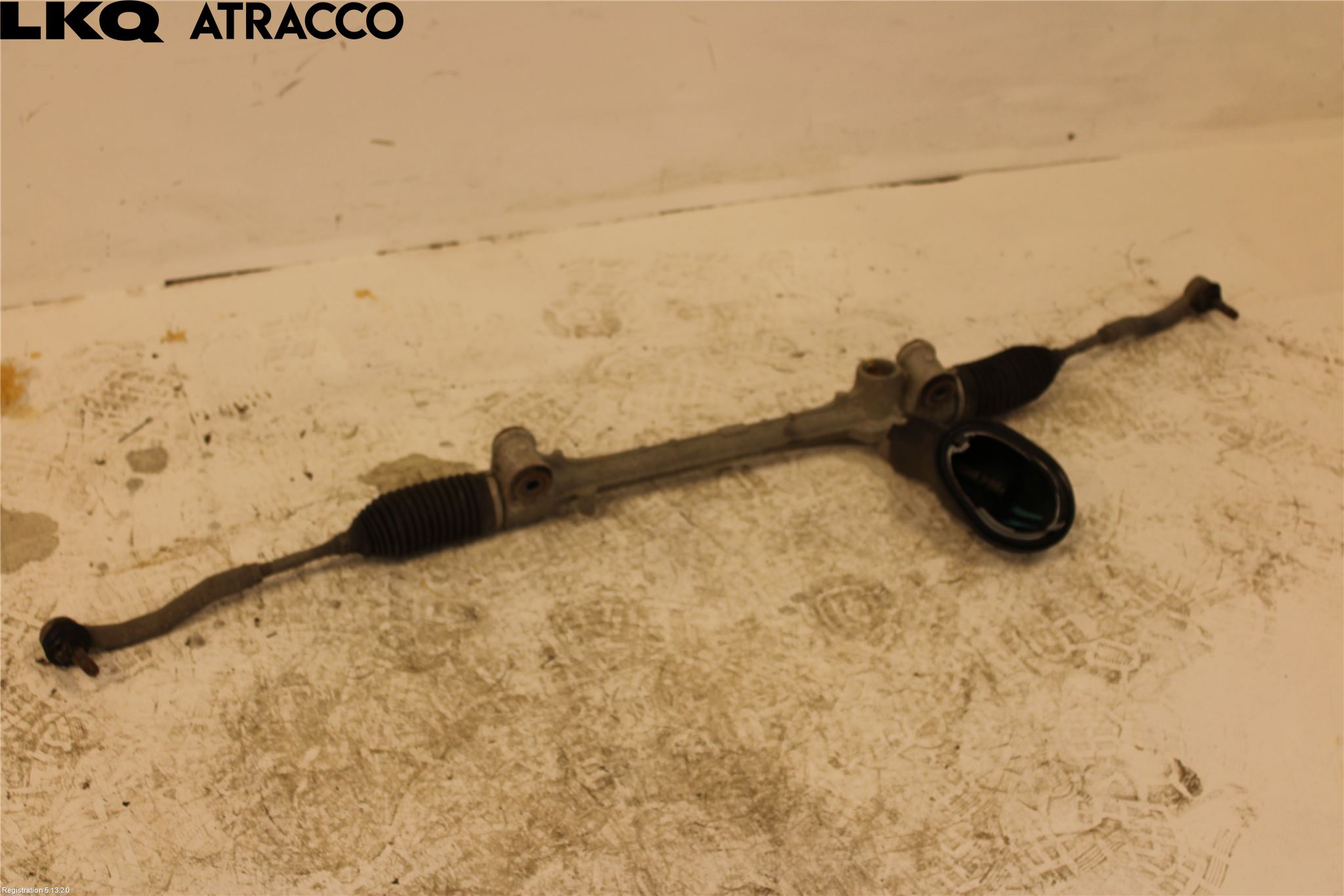 Toyota YARIS XP130 12-14 Snekke - Tannstang