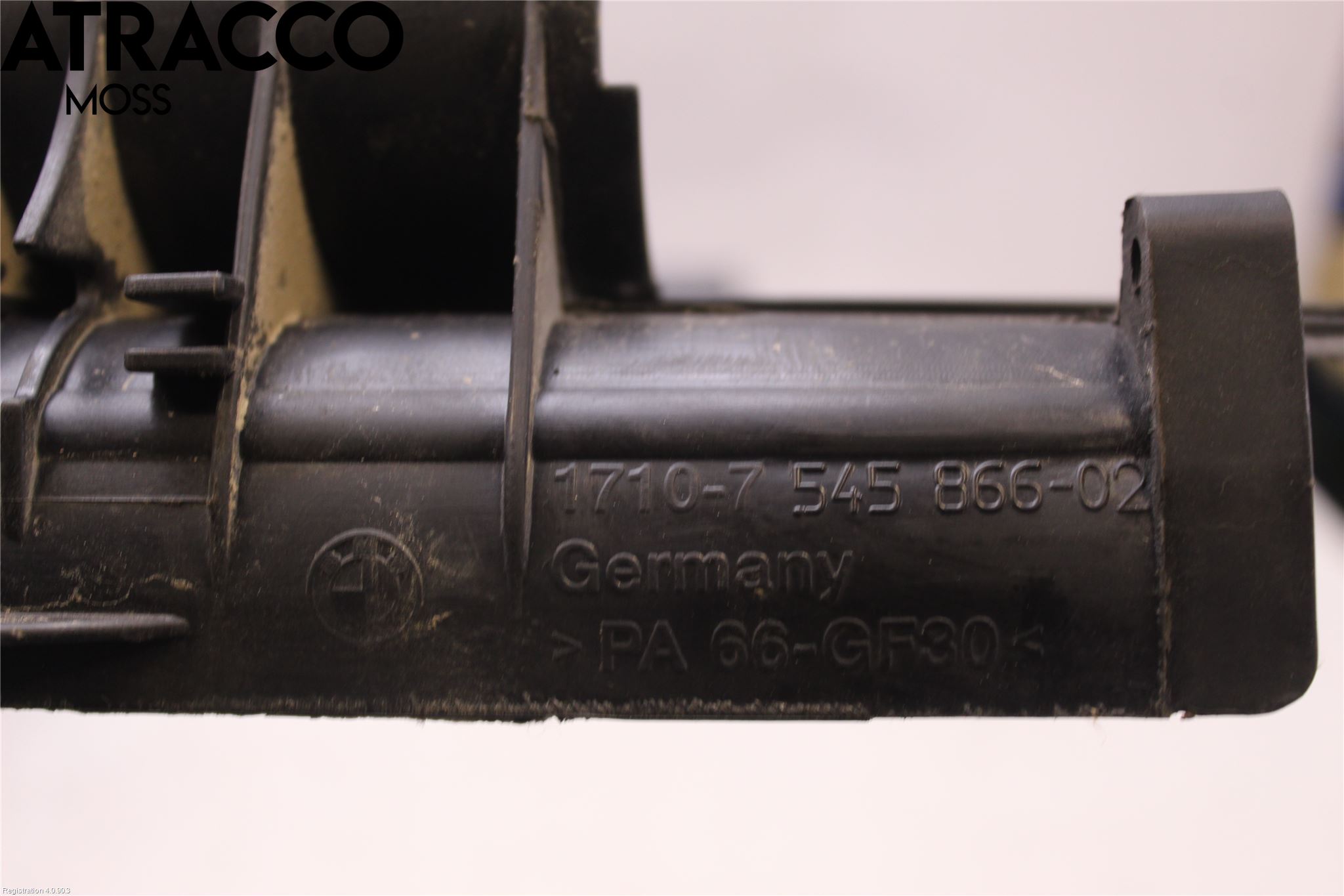 BMW 5 E60/61 Sed/Tou 02-10 Radiator Feste - Ramme - Bjelk