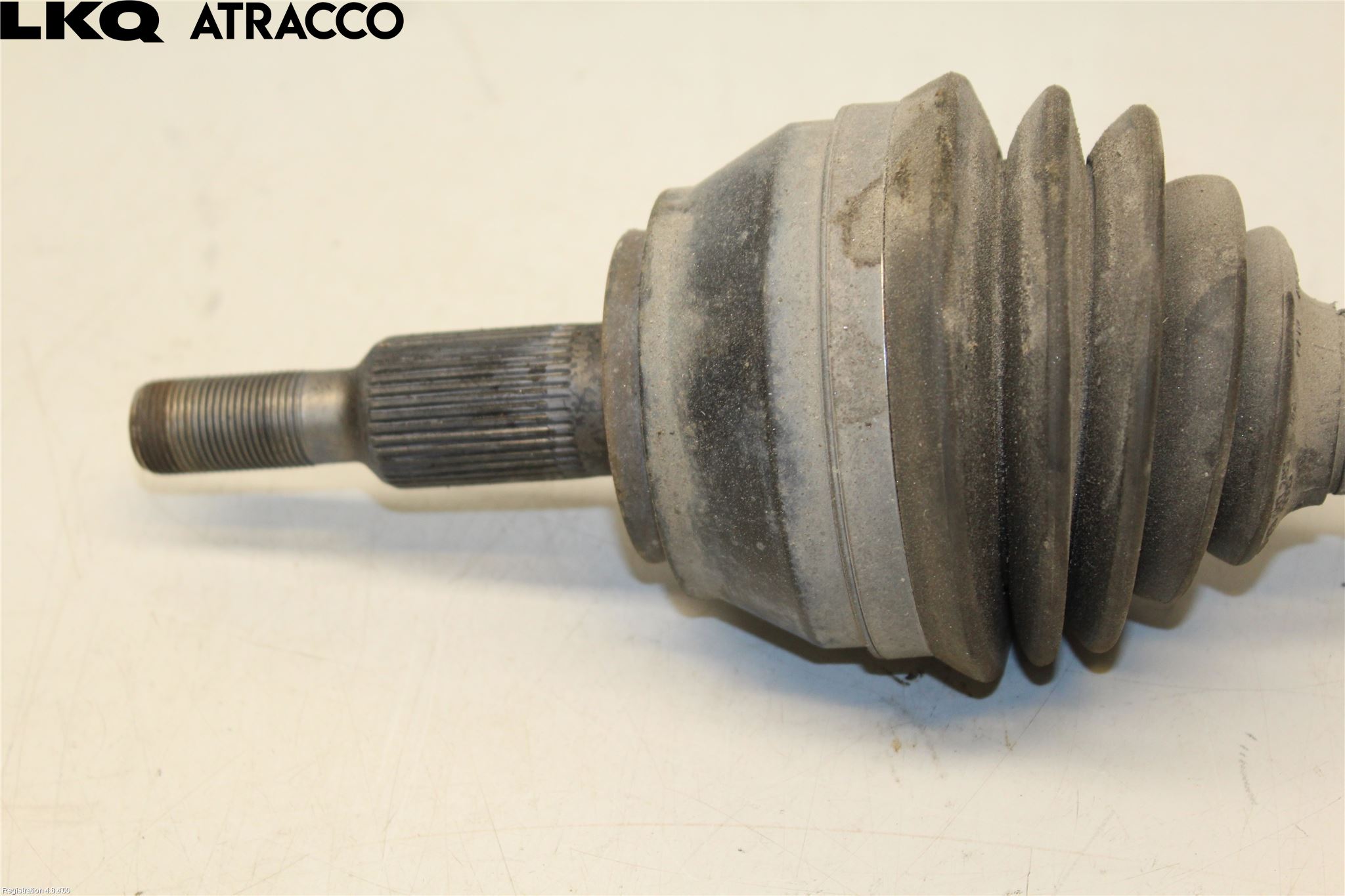 Volkswagen VW TOUAREG 7L 03-10 Drivaksel Foran Kompl Venstre