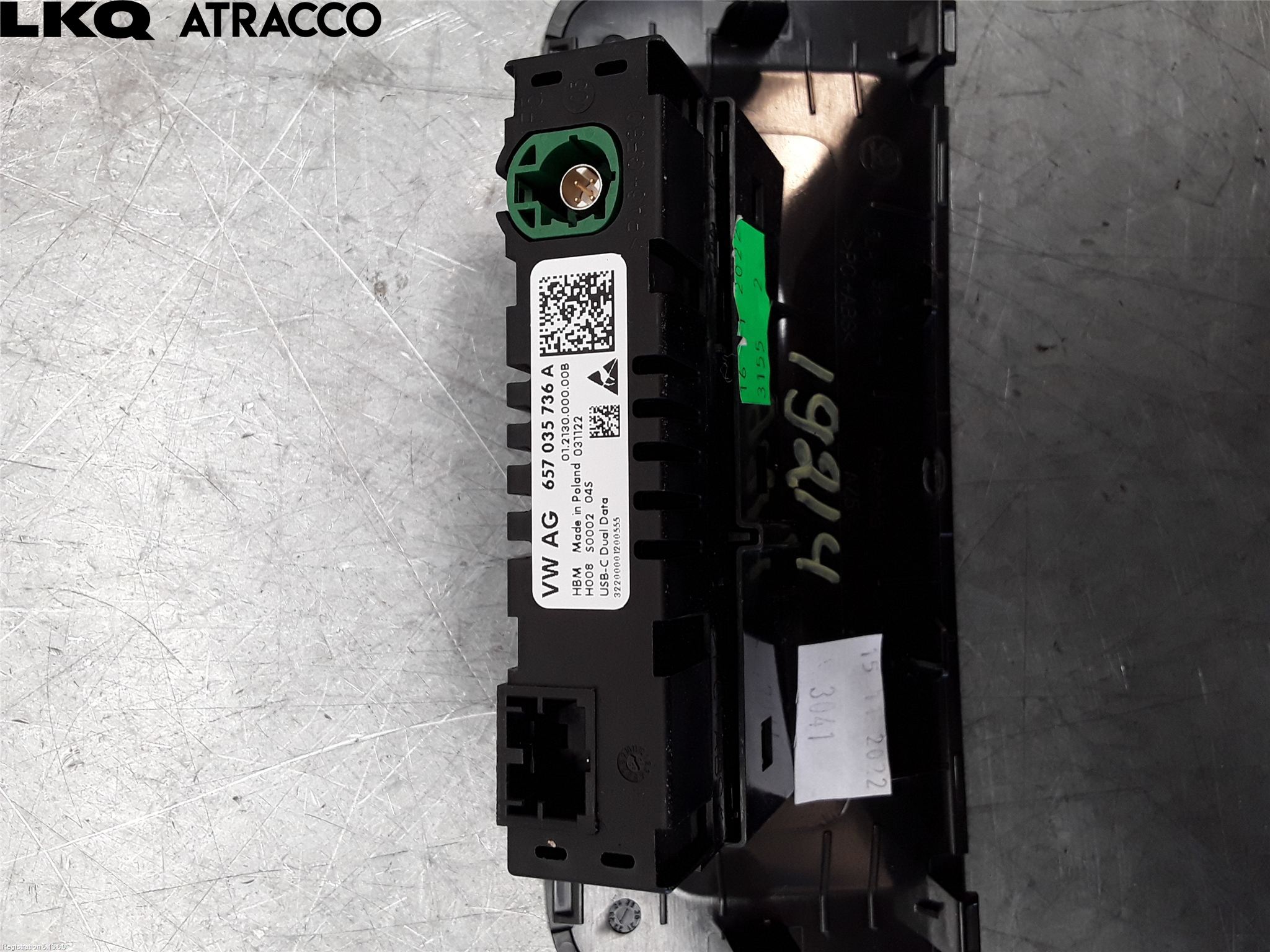 Skoda ENYAQ iV 21- Usb Connection